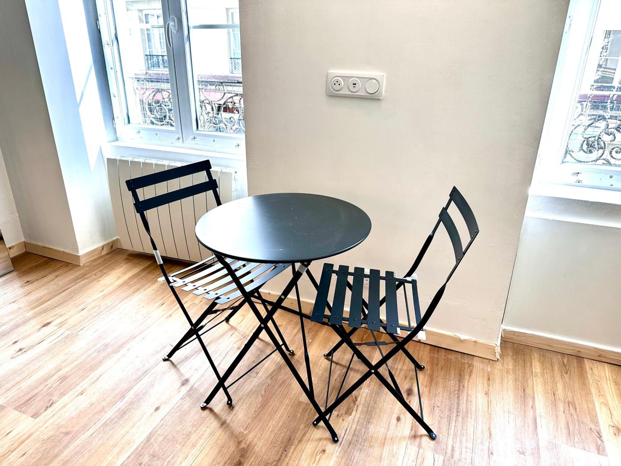 Apartamento Sunny In The Heart Of 11eme *