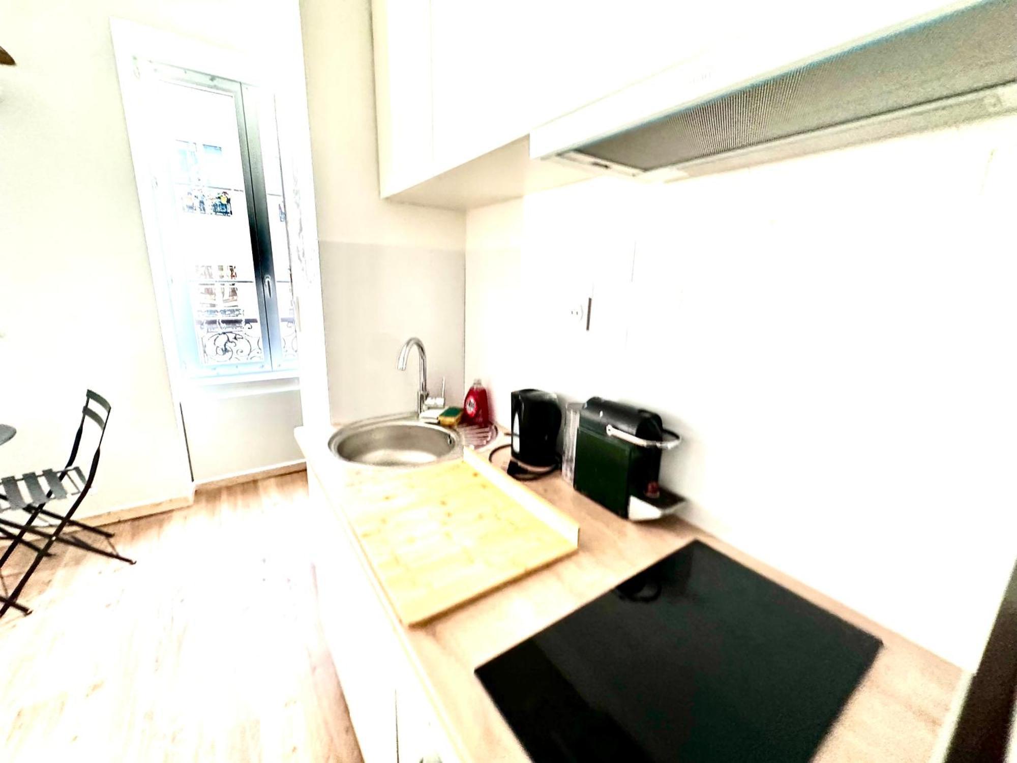 Apartamento Sunny In The Heart Of 11eme *