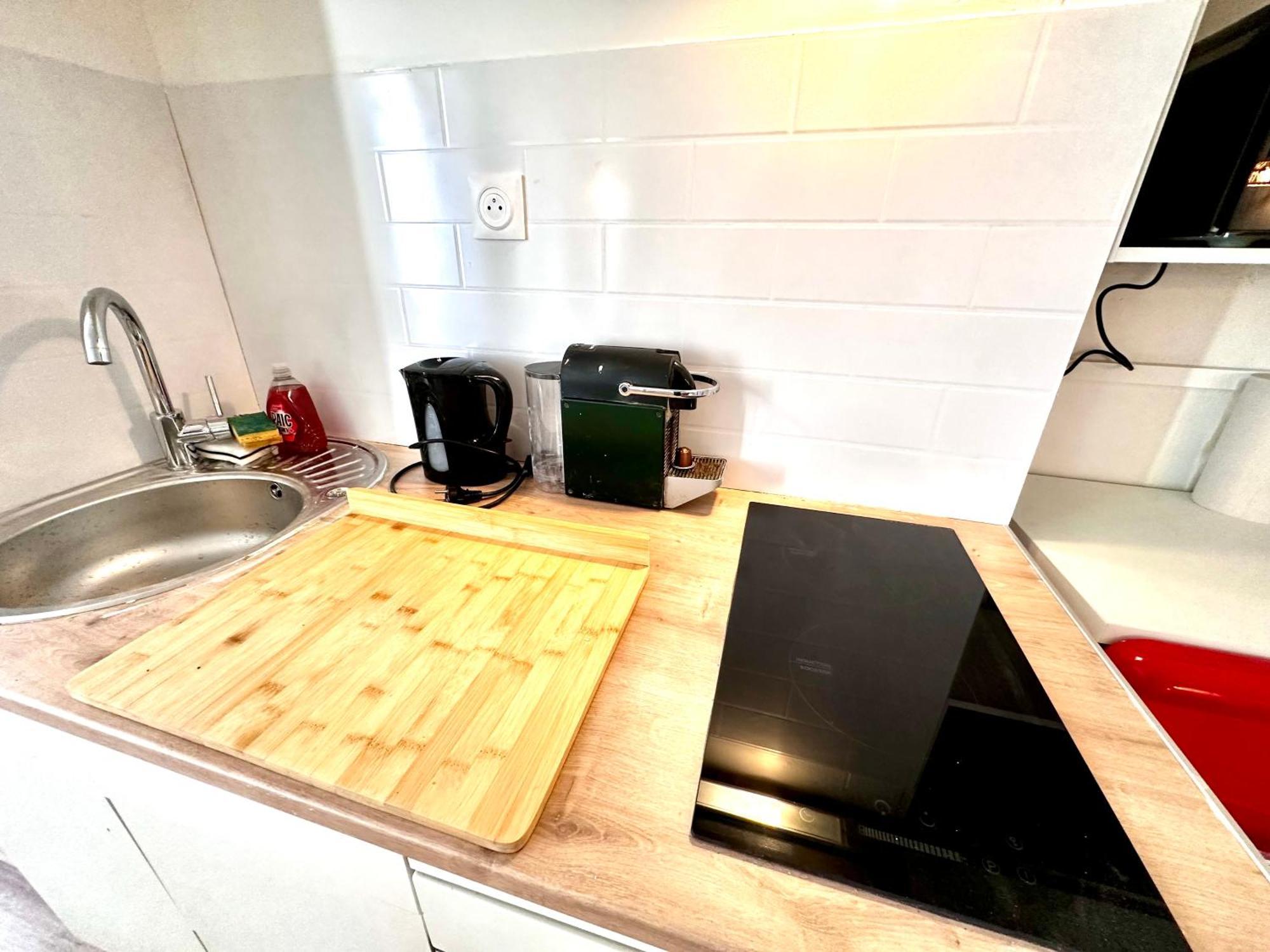 Apartamento Sunny In The Heart Of 11eme *