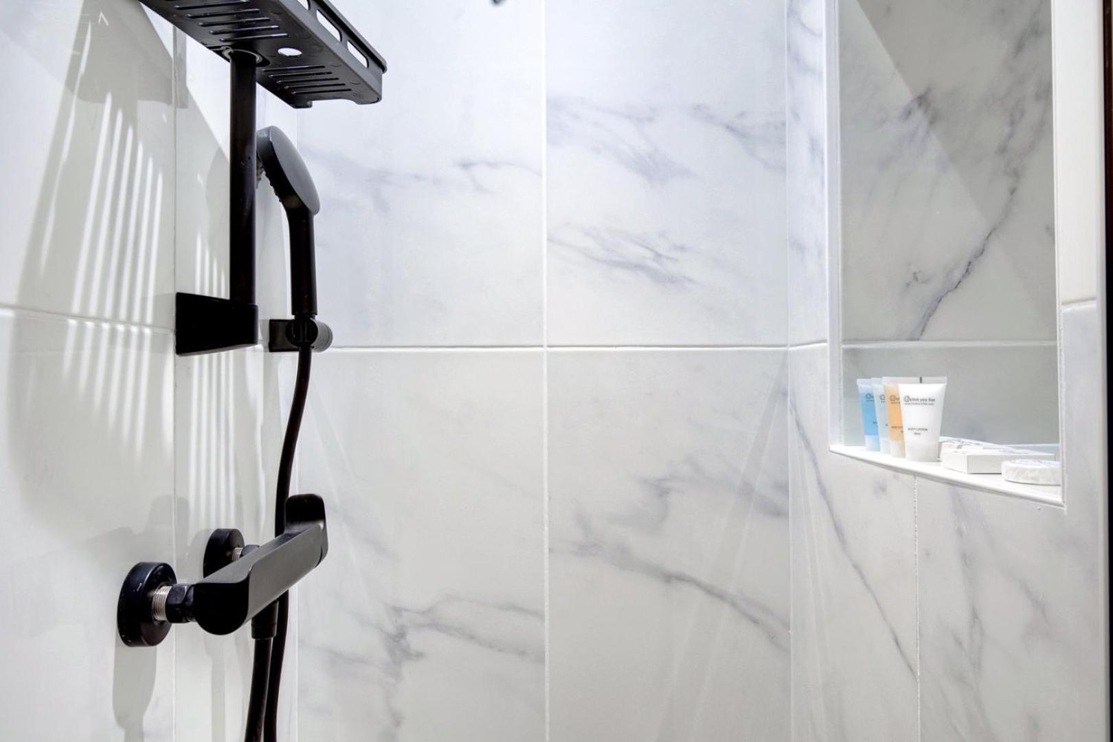 544 Champignon - Superb Sacre-coeur Appartement *