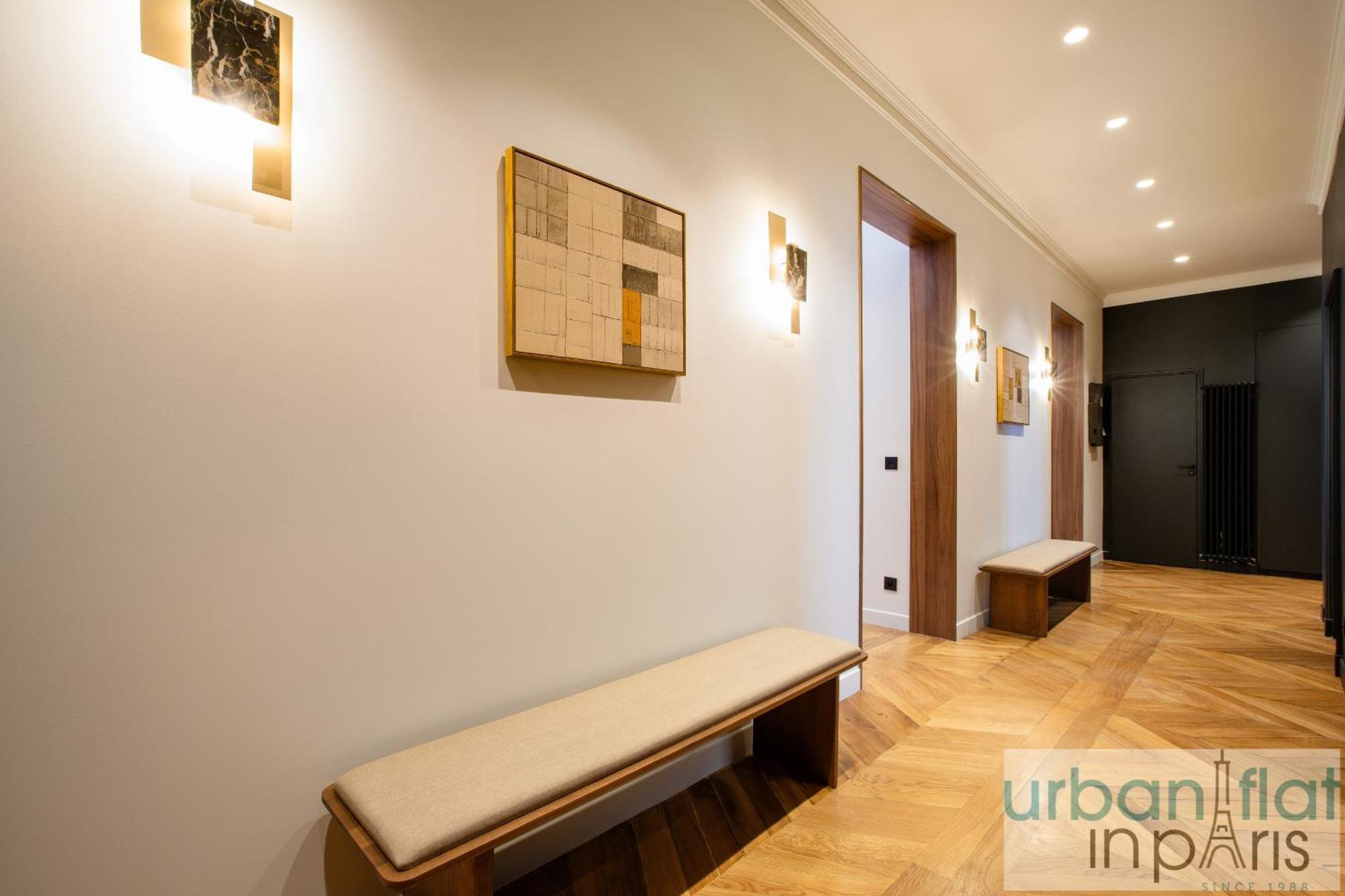 Urban Flat 197 - Saint Honore Champs Elysees Apartment