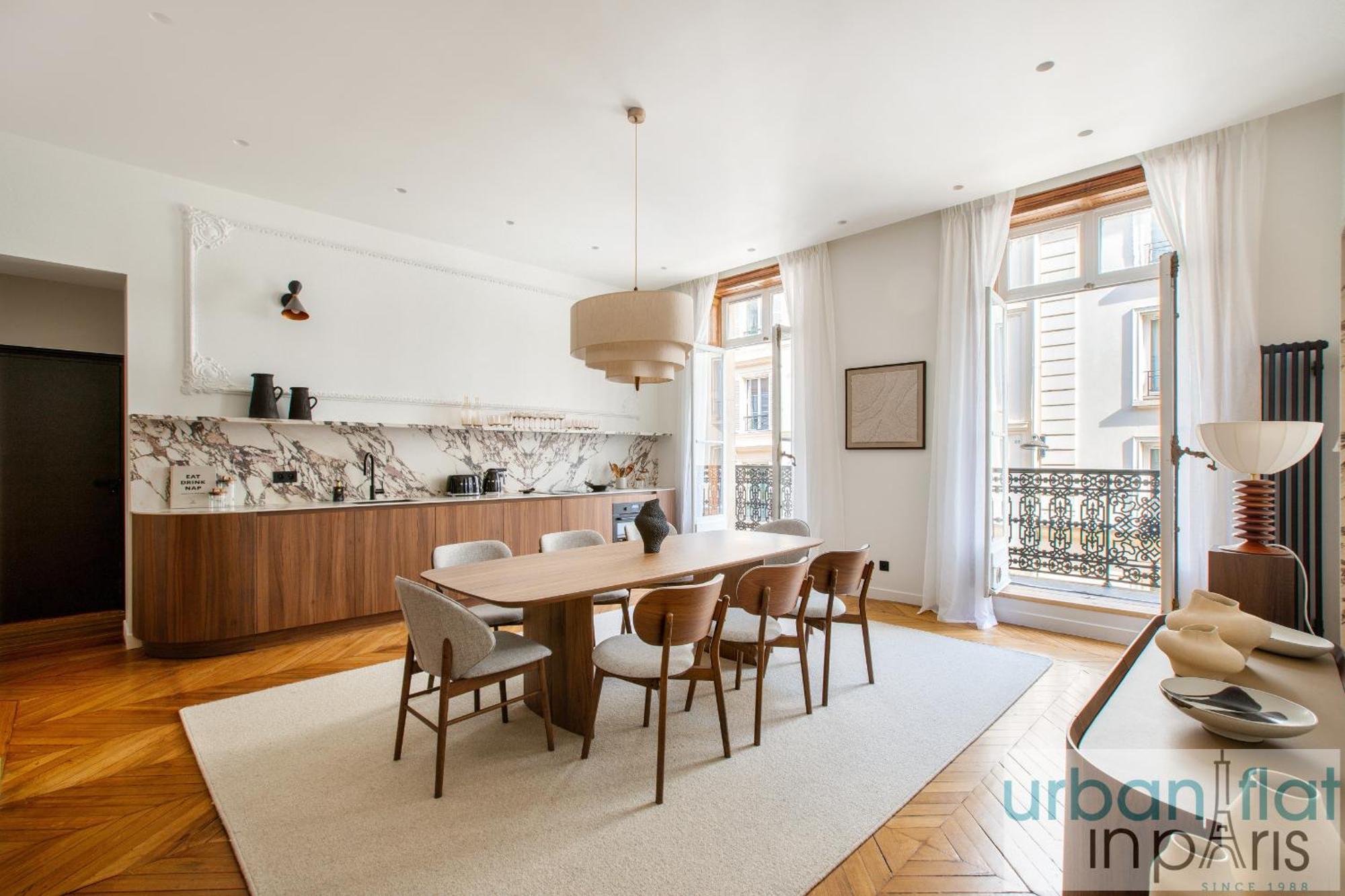 Urban Flat 197 - Saint Honore Champs Elysees Apartment