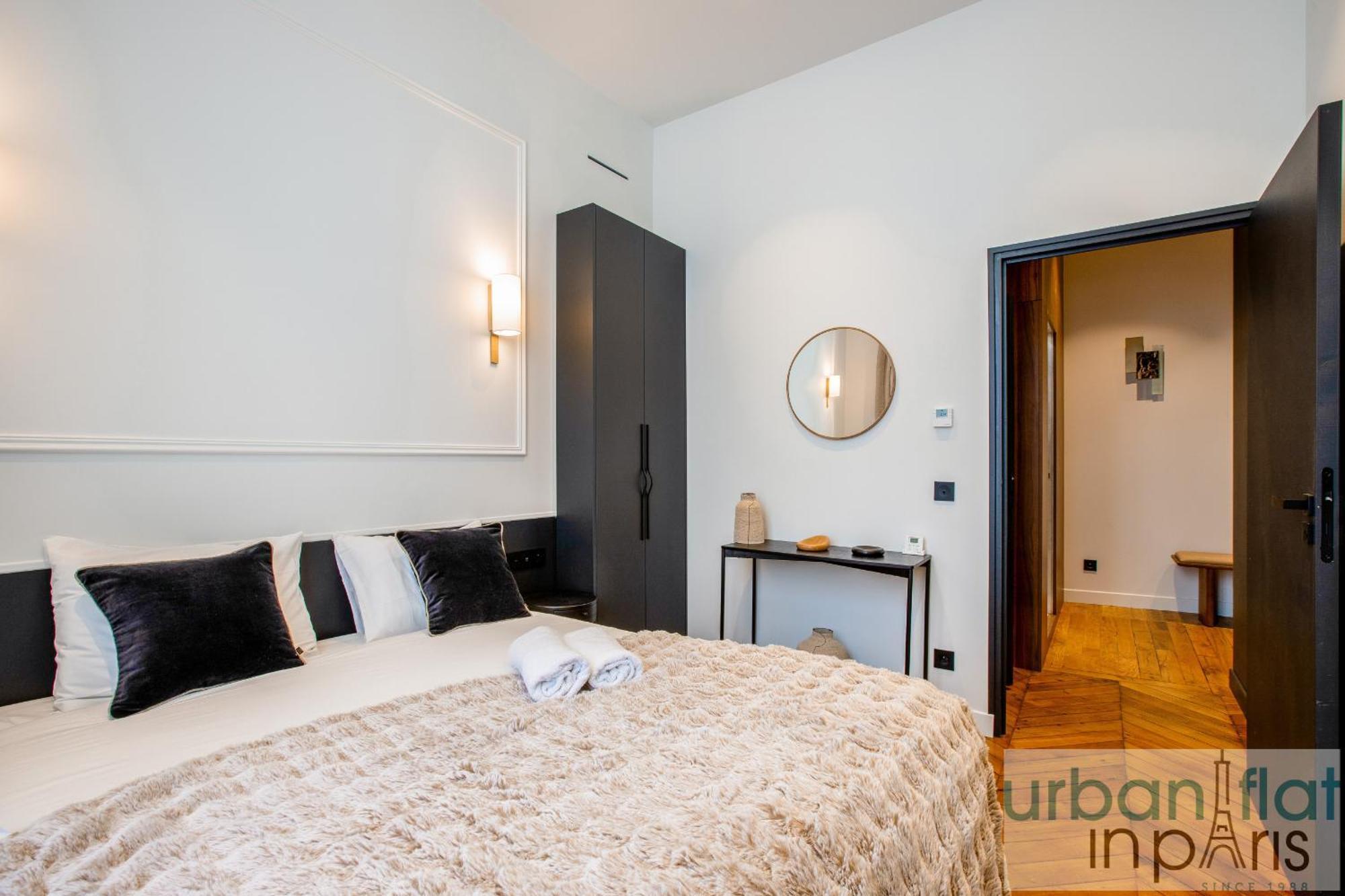 Urban Flat 197 - Saint Honore Champs Elysees Paris