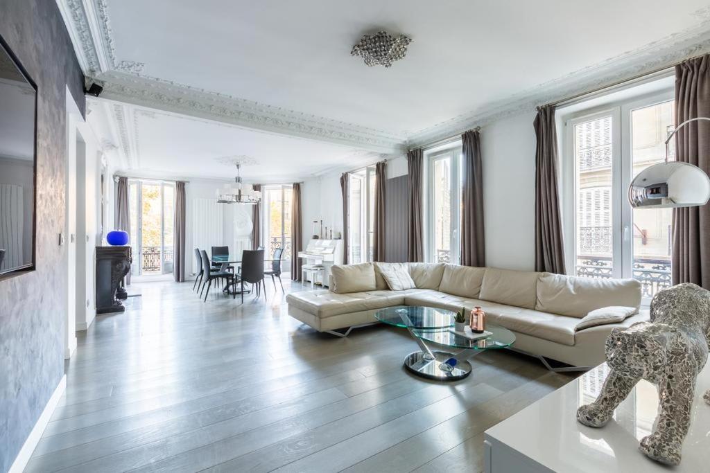 Apartment Elegant 3br Champs-elysees & Arc De Triomphe *