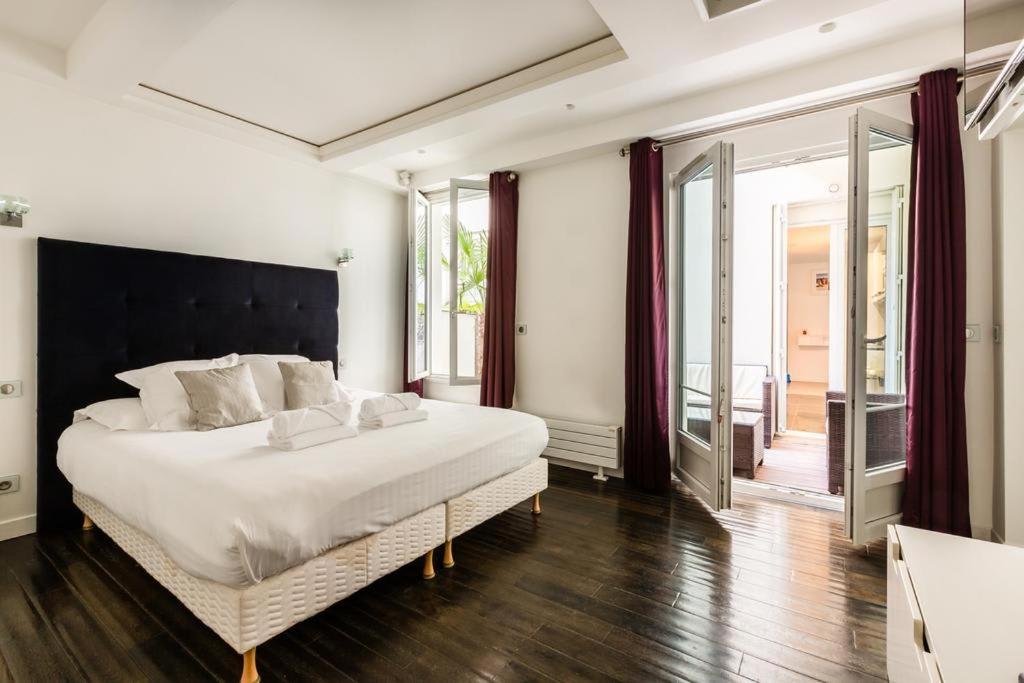 Elegant 3br Champs-elysees & Arc De Triomphe * Paris