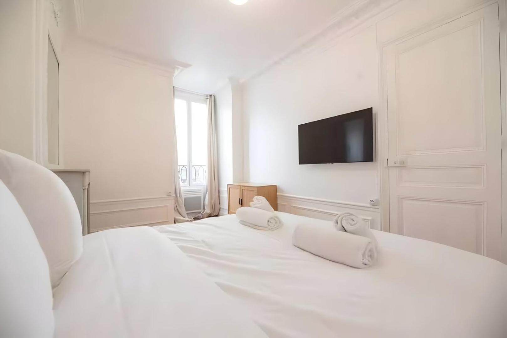 Tbs 327 - Superb With Eiffel Tower View Apartment Paris