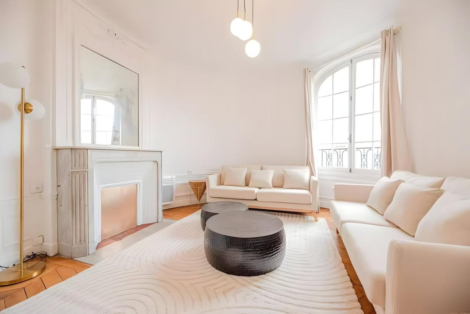 Apartment Tbs 327 - Superb With Eiffel Tower View *