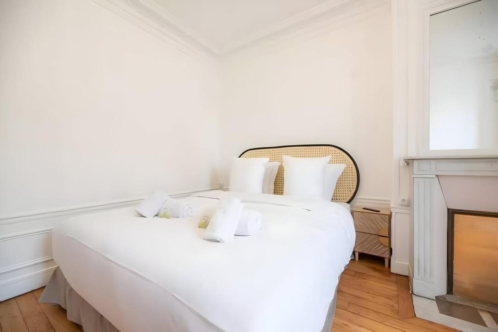Apartment Tbs 327 - Superb With Eiffel Tower View *