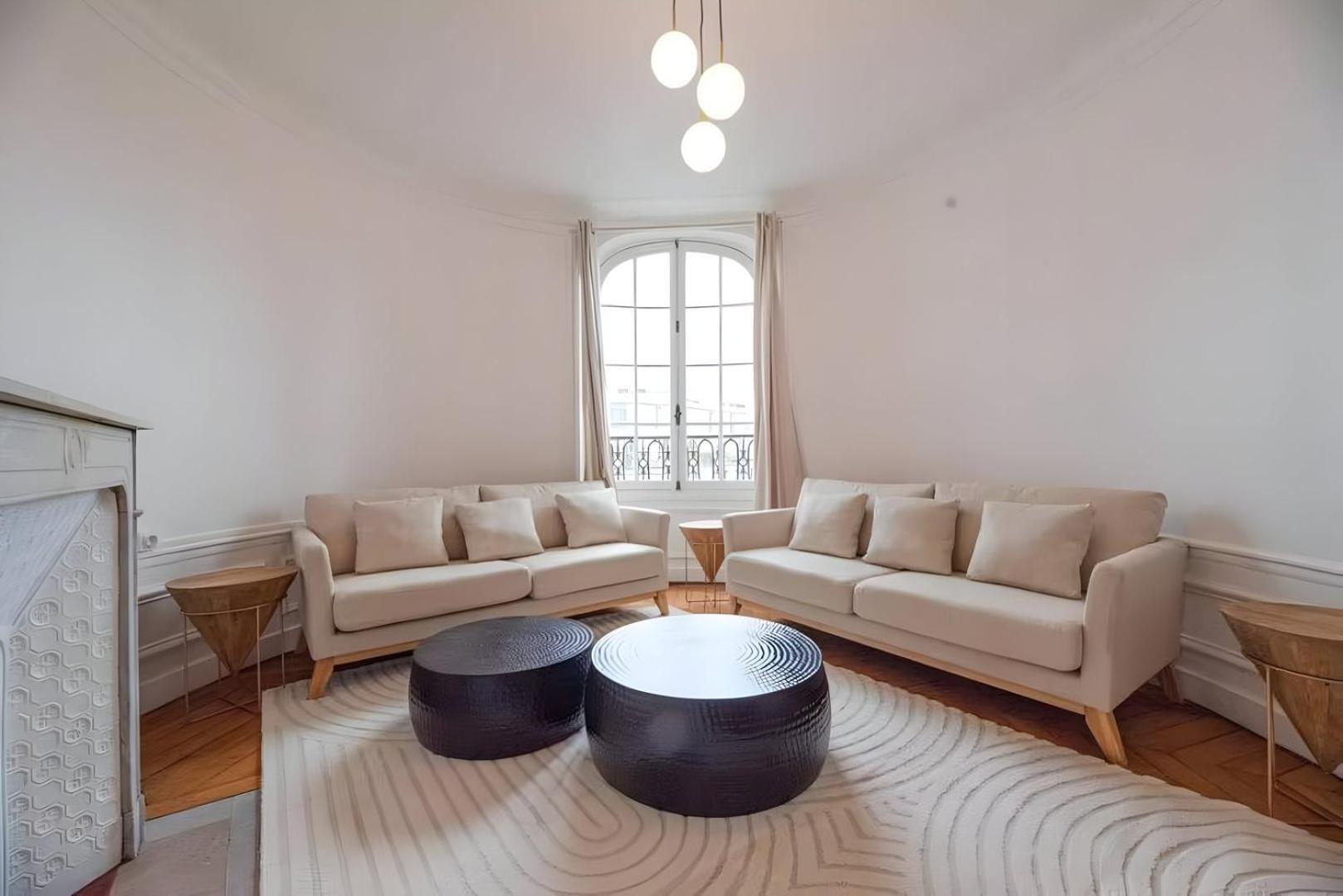 Apartment Tbs 327 - Superb With Eiffel Tower View Paris