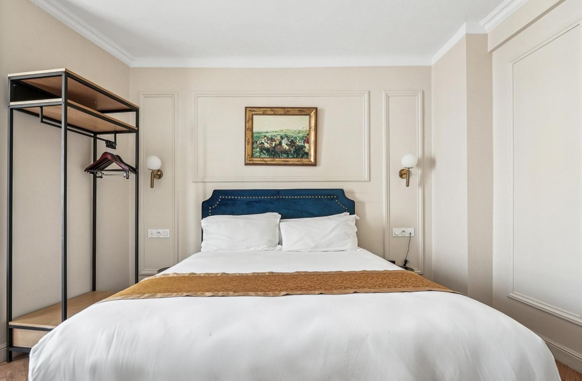 Le Clery Hotel