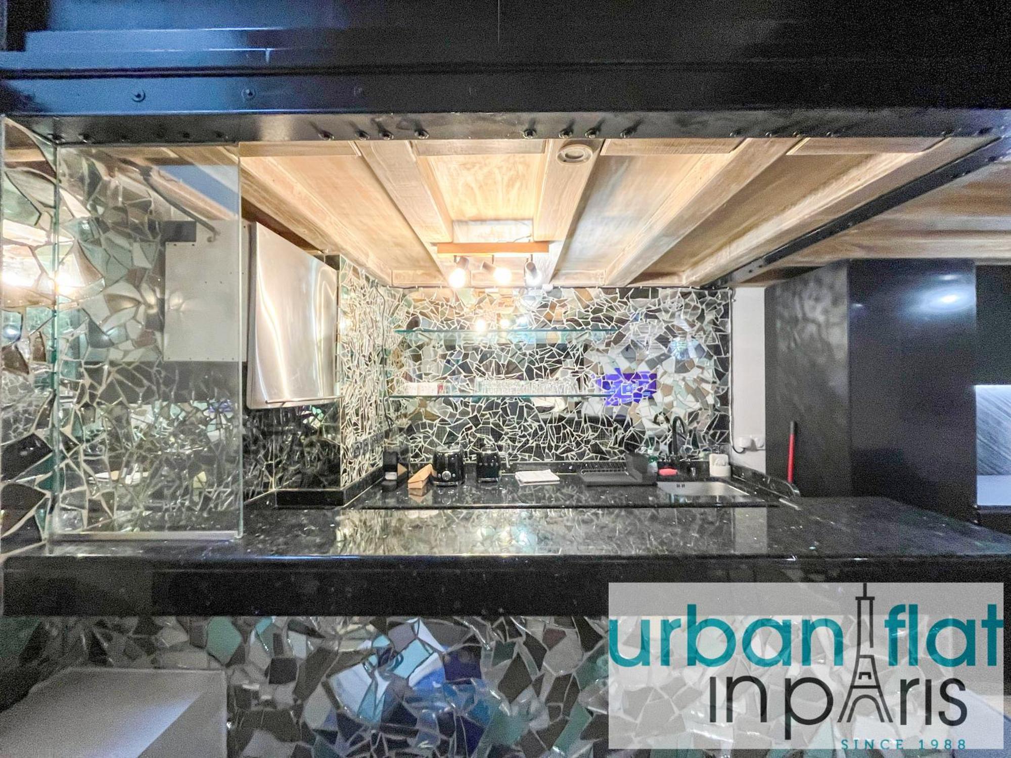 Urban Flat 09 - Stylish Triplex Champs-elysees Apartment