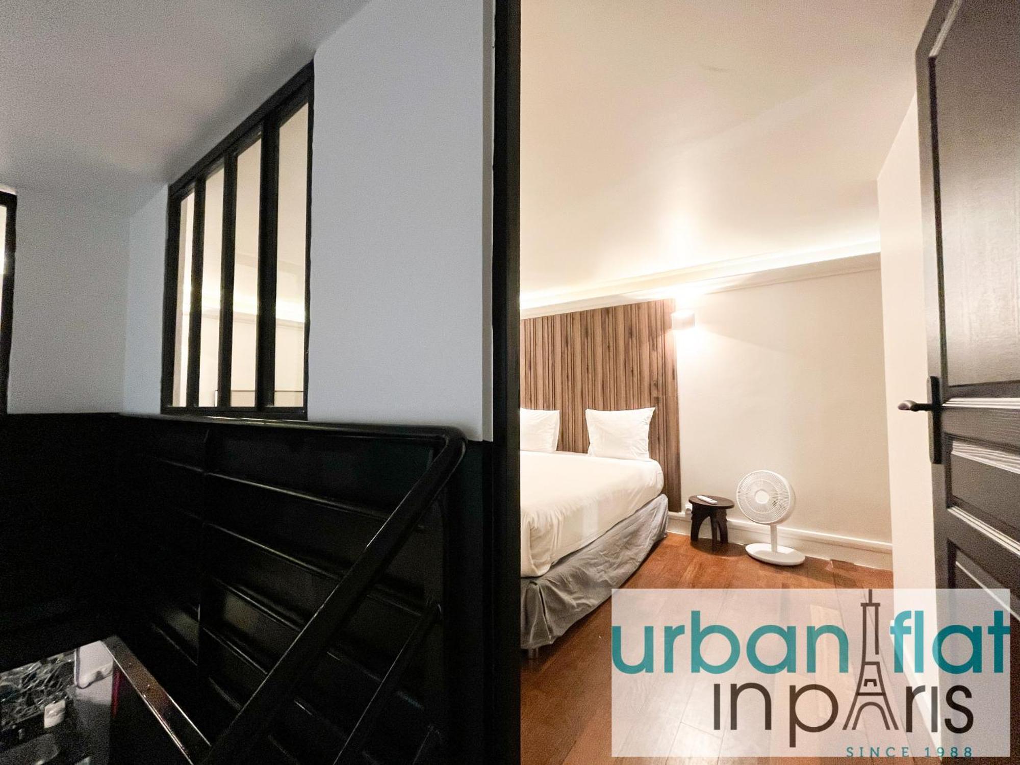Urban Flat 09 - Stylish Triplex Champs-elysees Apartment *