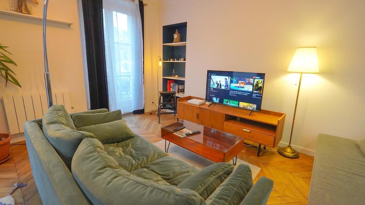 6 Chic Spacious Flat Moulin Rouge * Paris