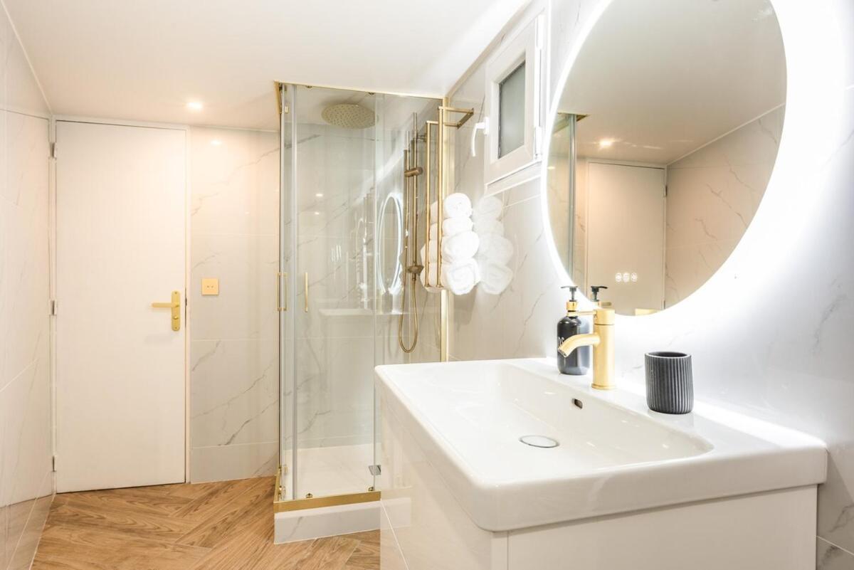 D'exception Avec Jacuzzi Et Ac - 6p Apartment