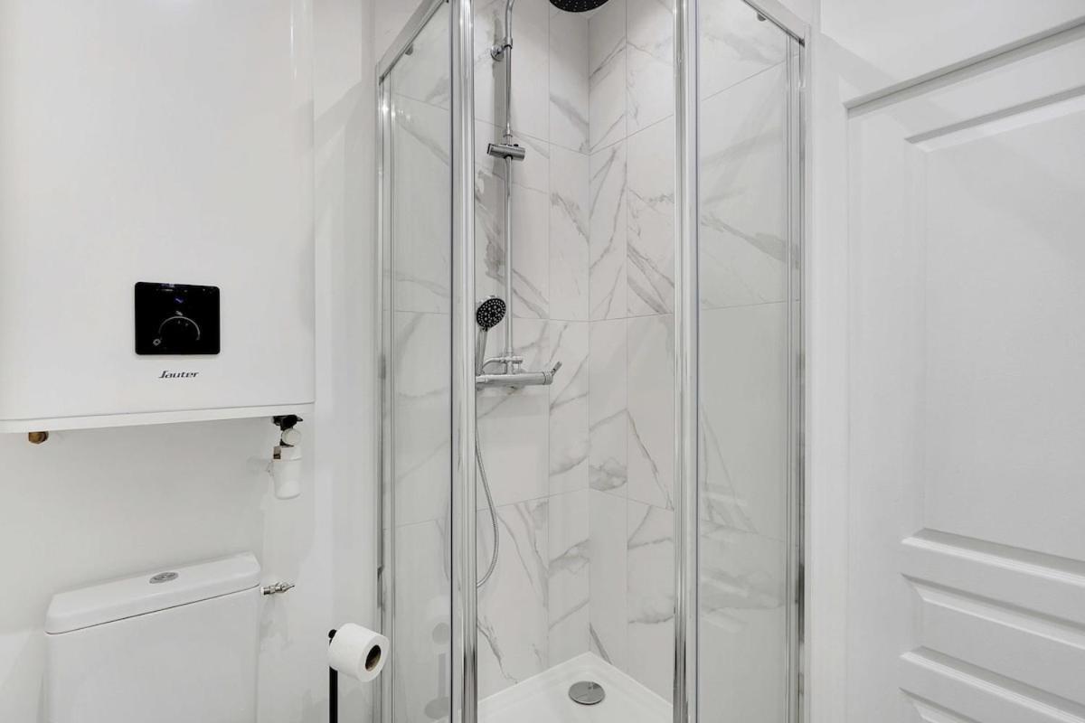 A0# Republic # Marais # 1bedroom # Paris03 # Ac Apartment *