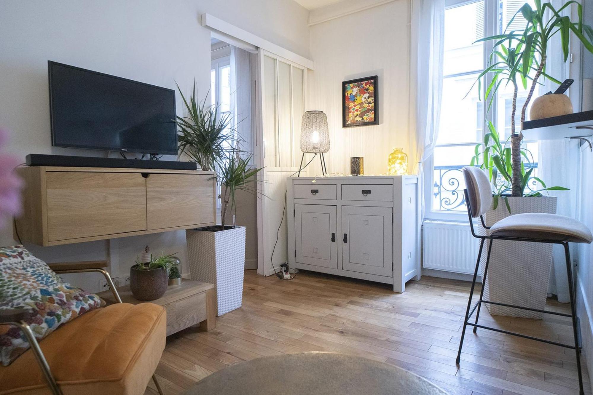 Apartment Cosy And Quiet In *