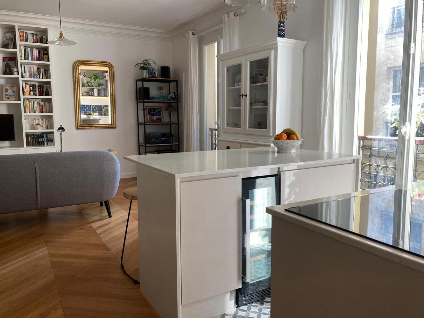 Bright In The Heart Of Le Marais Paris