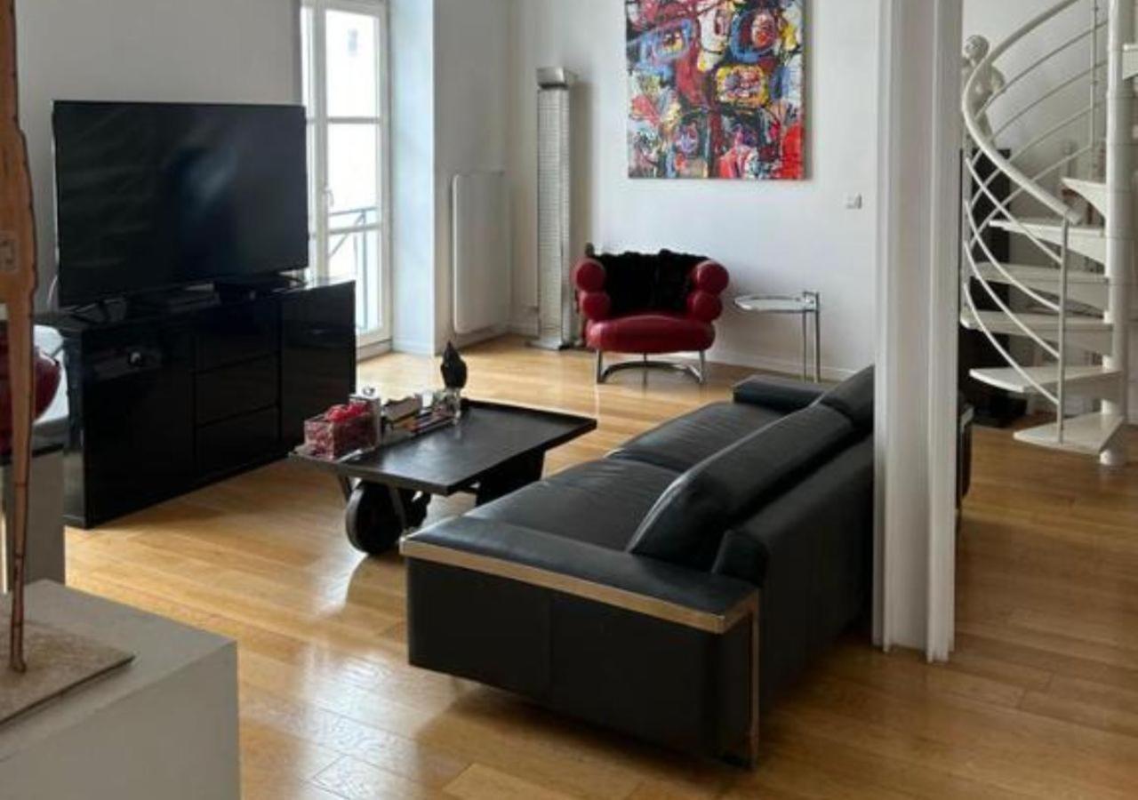 Loft Le Marais A Place Des Vosges Apartamento *