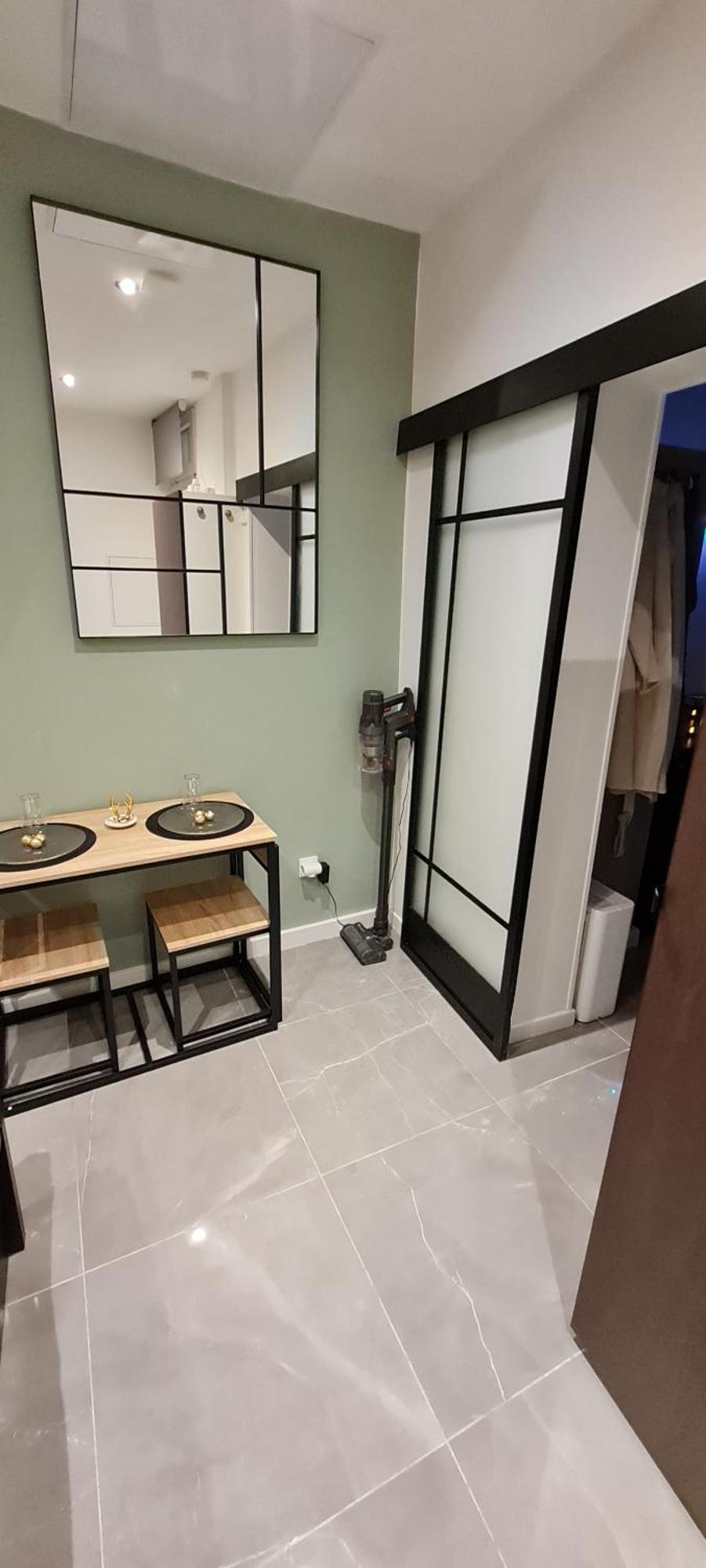 Apartment In With Jaccuzzi Paris