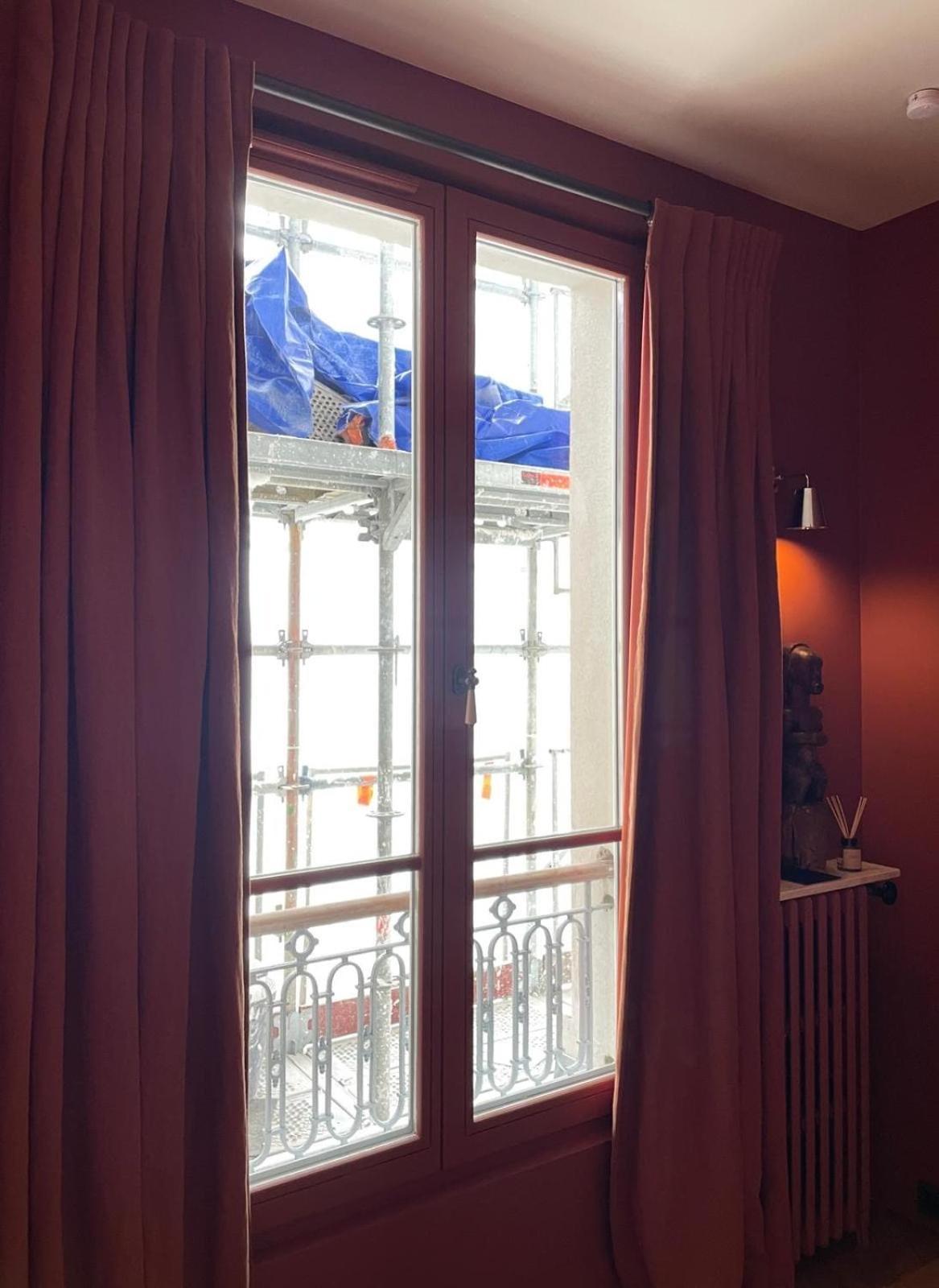 L'atelier 35 With View Of Montmartre Paris