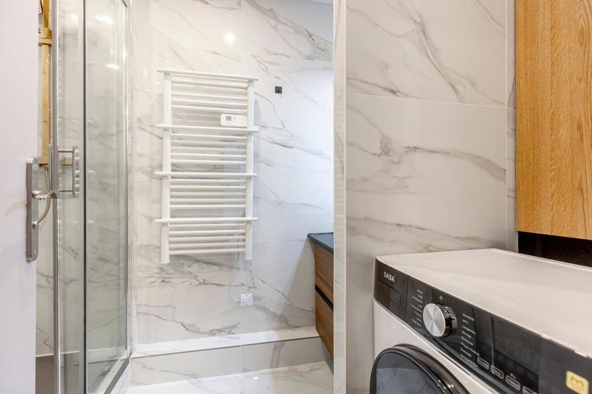 43#opera # Grand Boulevards # 4bedrooms # 02 # Ac Apartment *