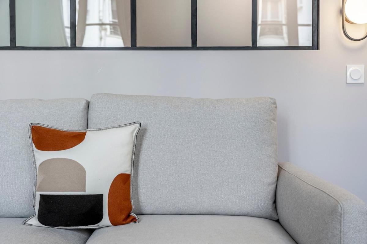 43#opera # Grand Boulevards # 4bedrooms # 02 # Ac Apartment Paris