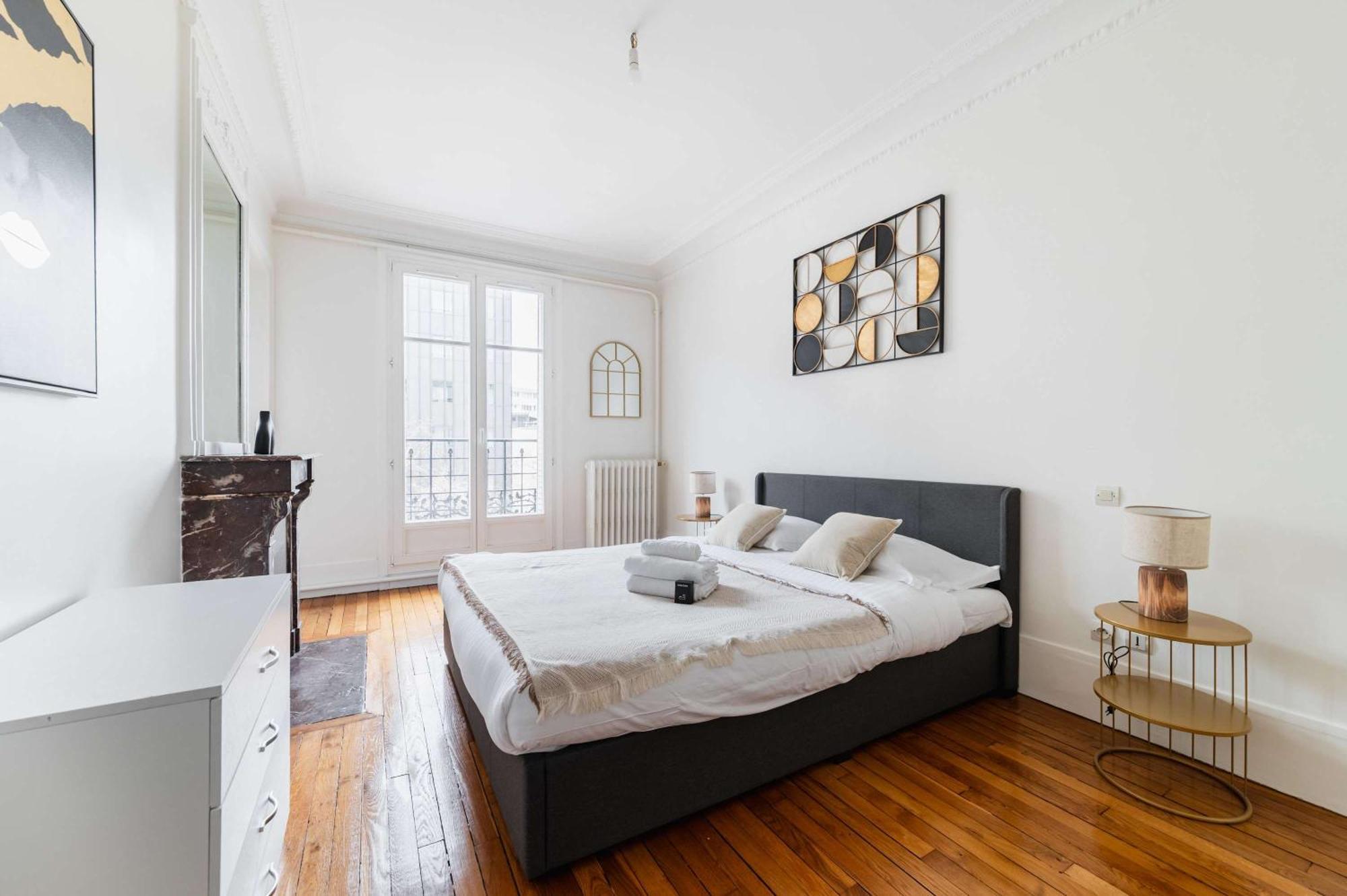 Apartment 3 Pieces Au Coeur Du 19e - 4p Paris