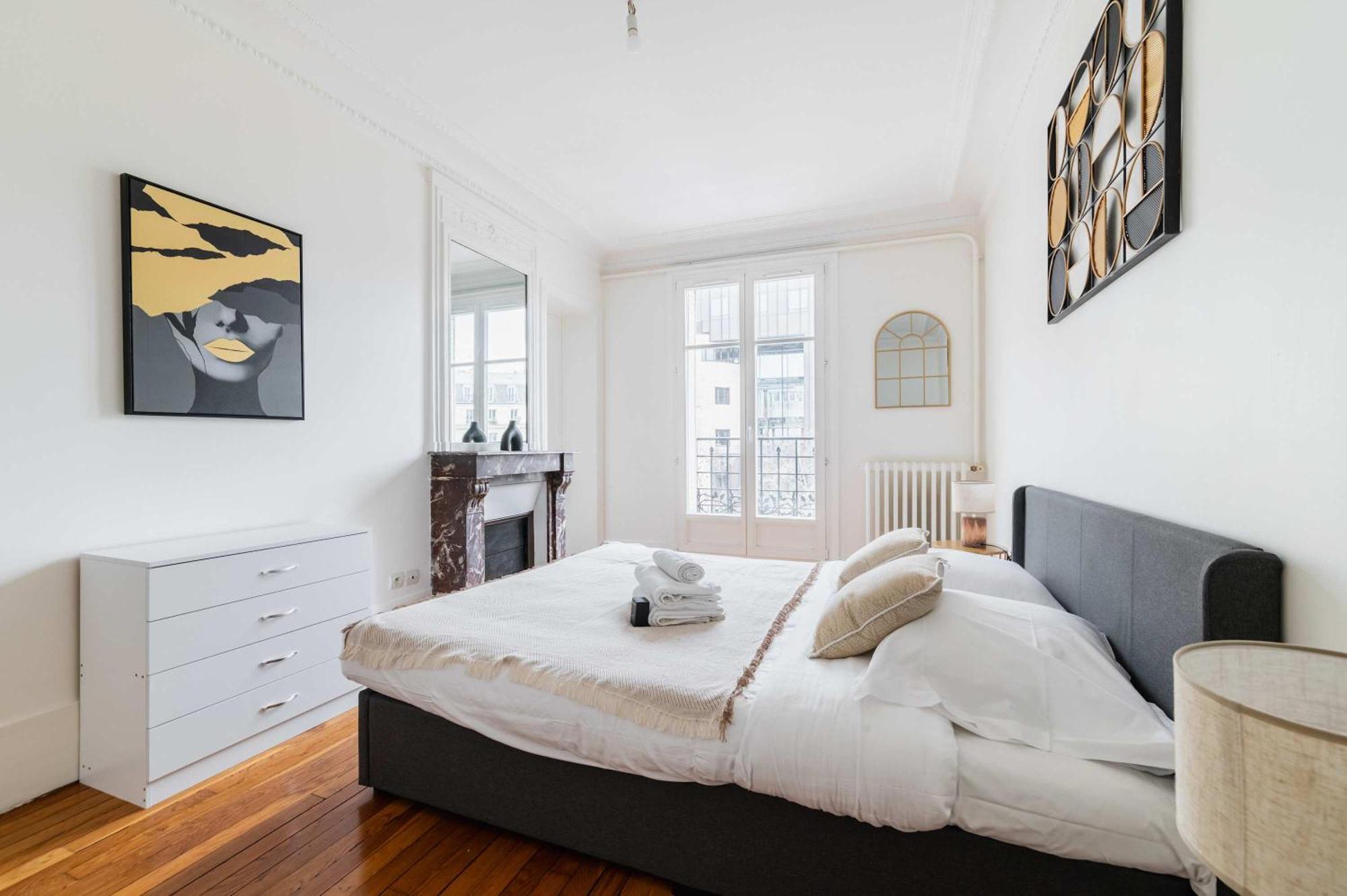3 Pieces Au Coeur Du 19e - 4p Apartment *