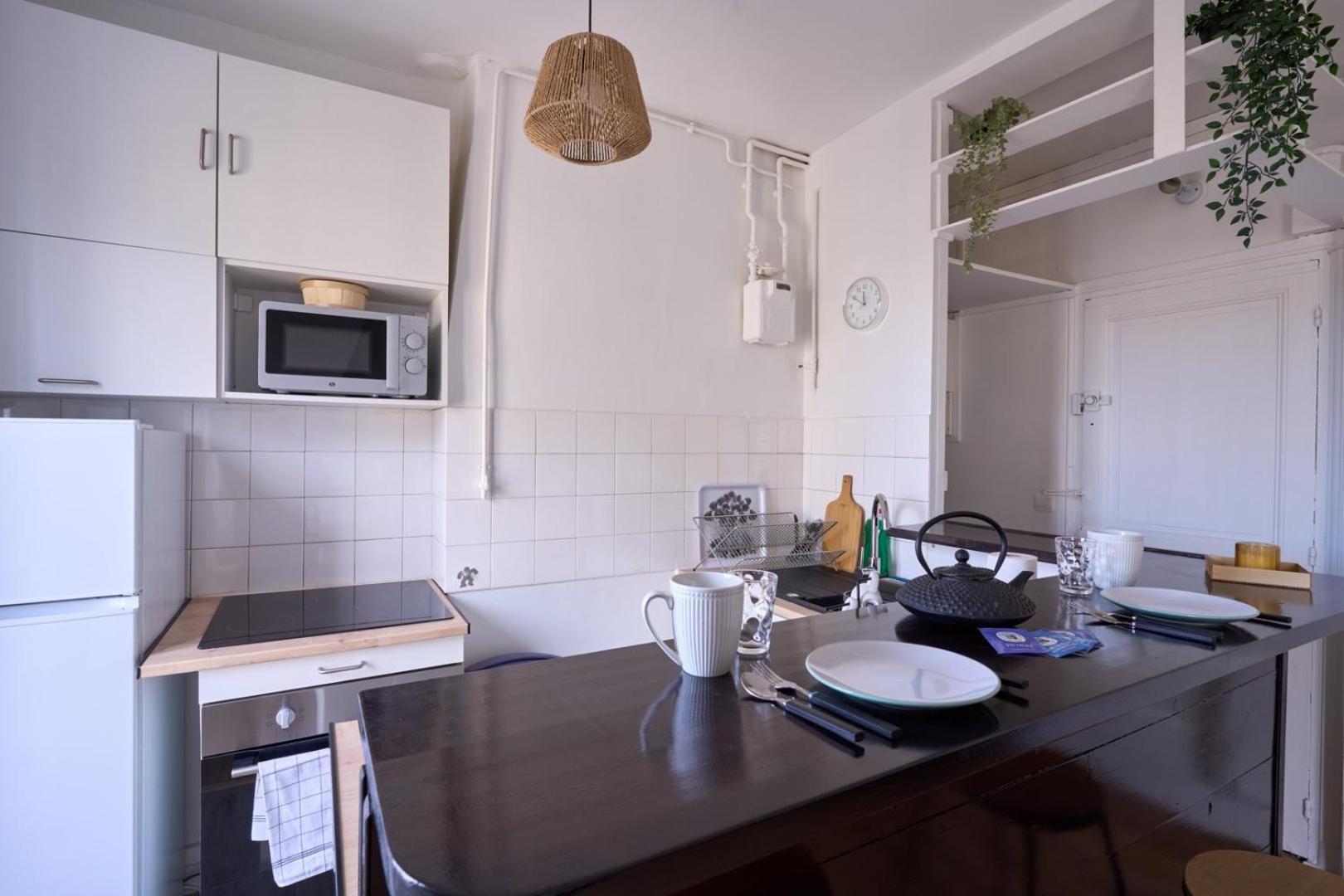 Apartment Bright 1br Parisian Retreat Italy Square | By Airnest Paris