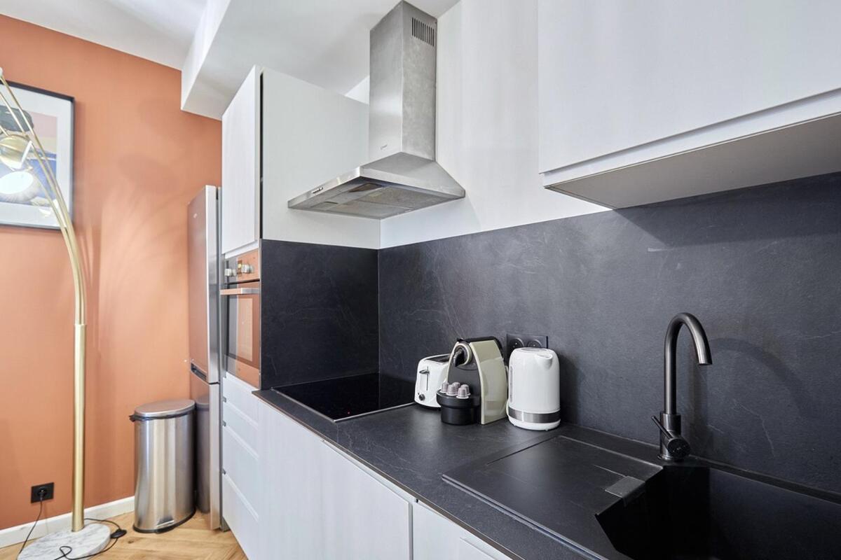 Apartment Montmartre By Prestige Paris