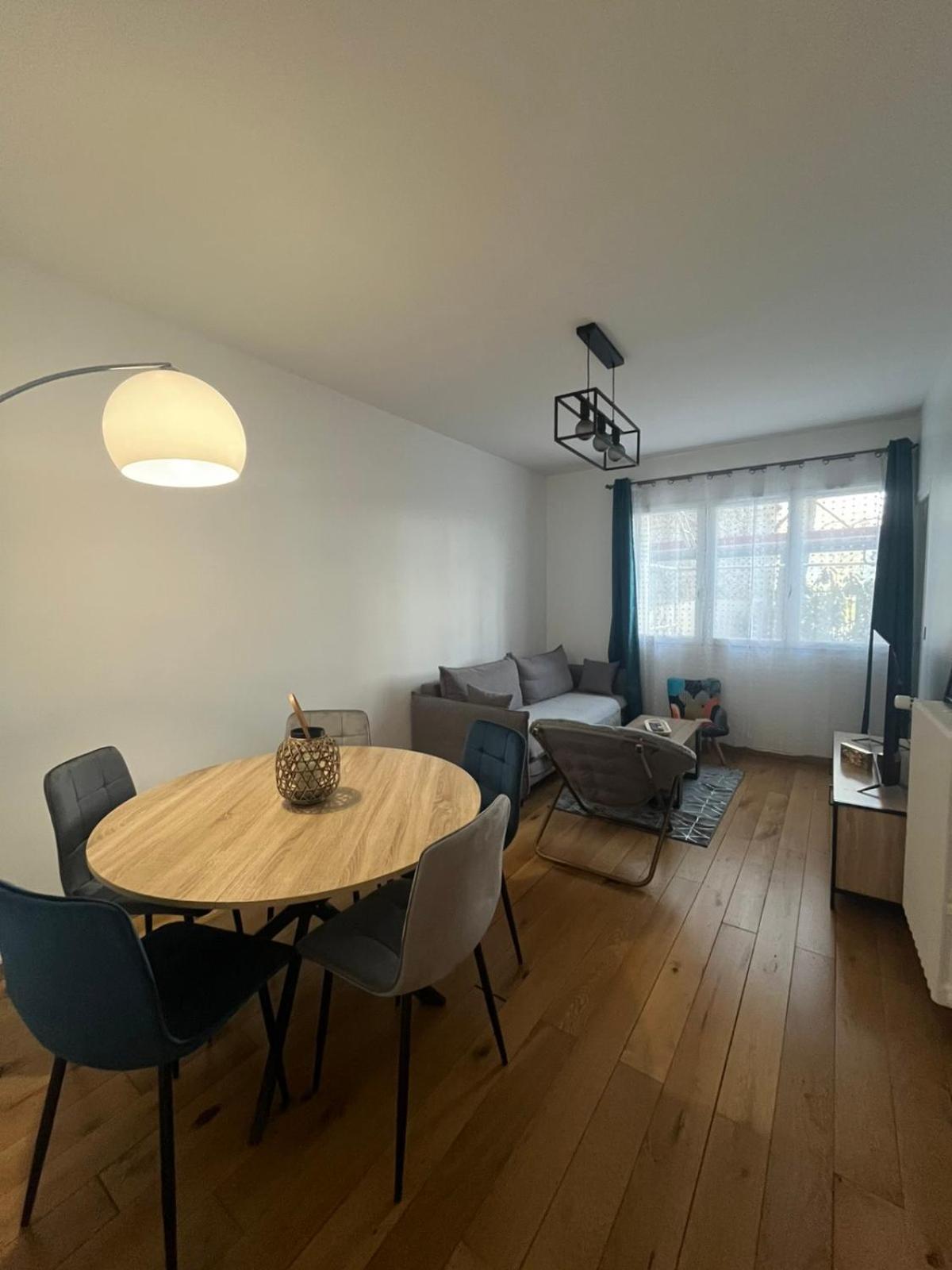Apartment 3 Pieces