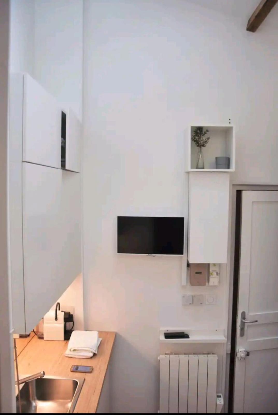 Coeur De Notre Dame Equipe Type Dernier Etage Ascenseur Climatisation Apartment
