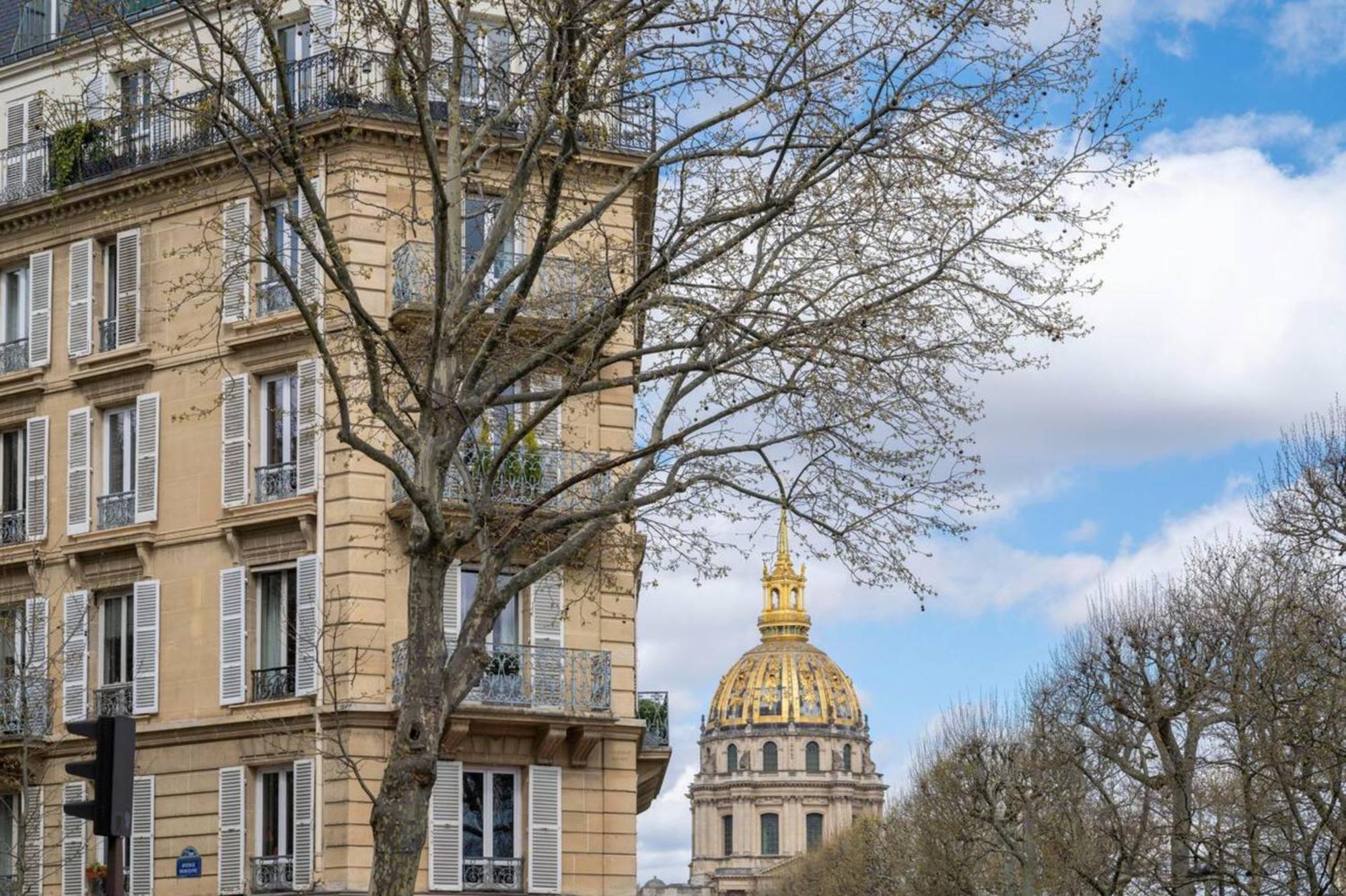 Near Des Invalides By Weekome *