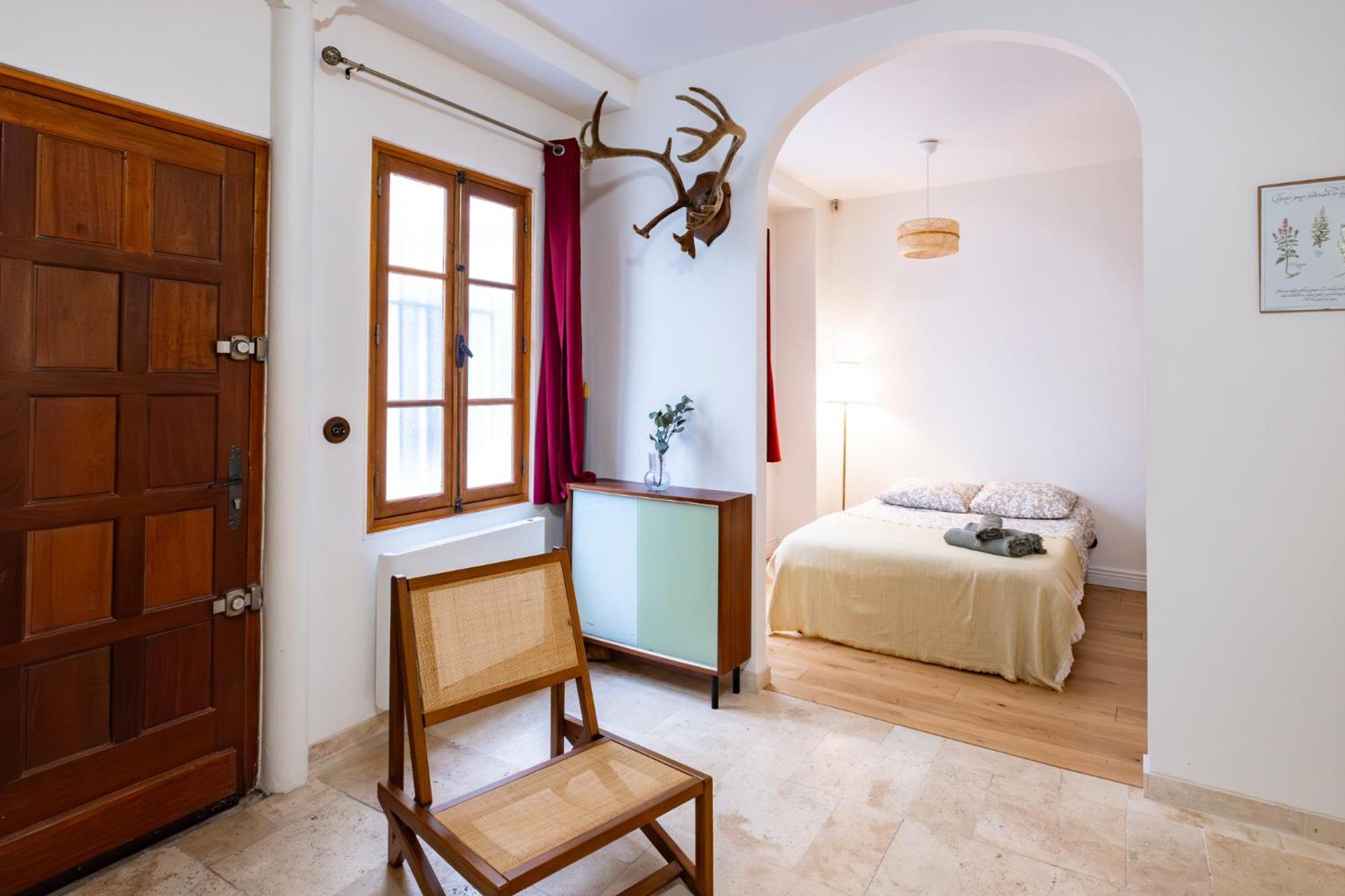 Modern Place In Sacre-coeur Apartment Paris
