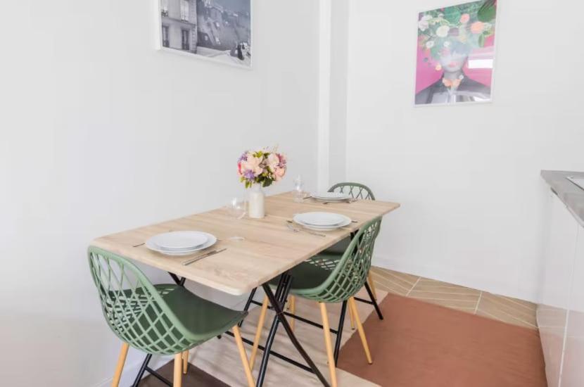 Charming Near Gare De L'est Apartment *