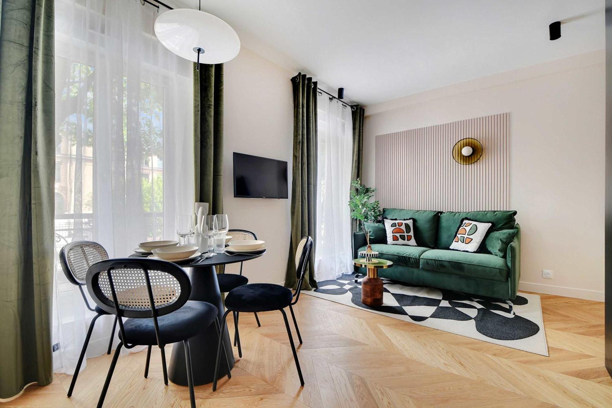 Apartment Entire Near The Eiffel Tower Paris