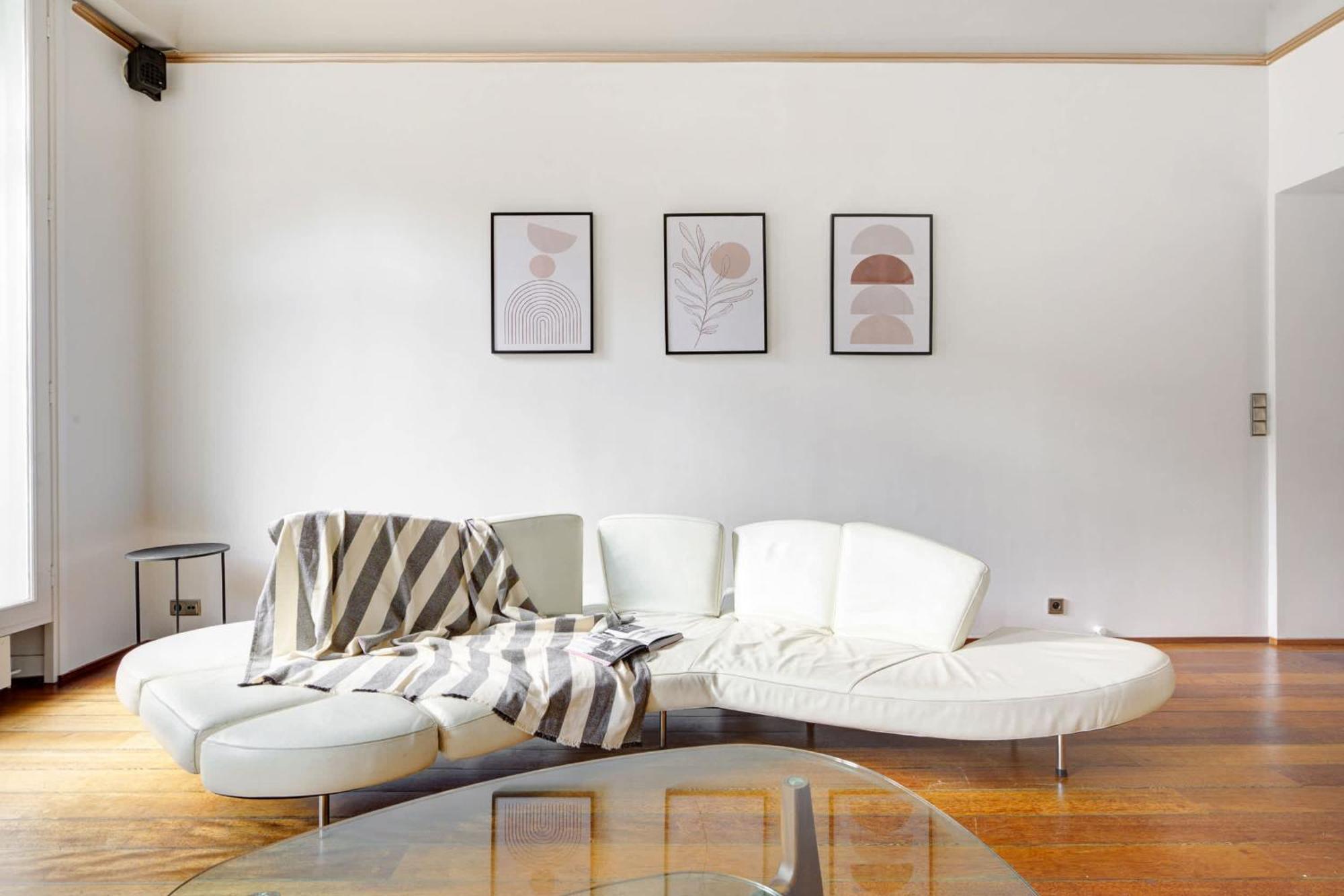Bnbnova - Le Marais & Place De La Republique - 3br Apartment Paris