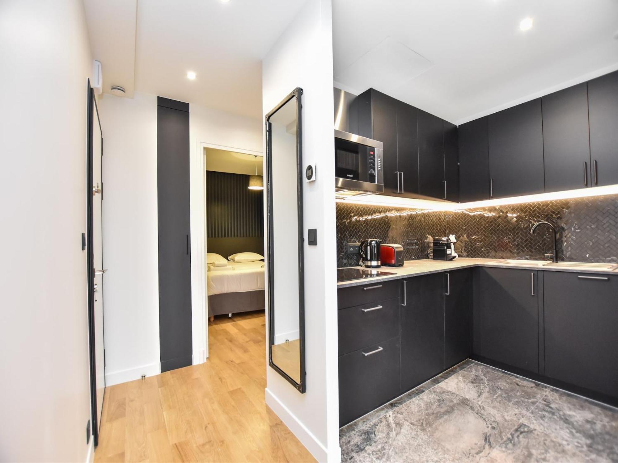 Authentic - 2br 6p - Palais Garnier Apartment *