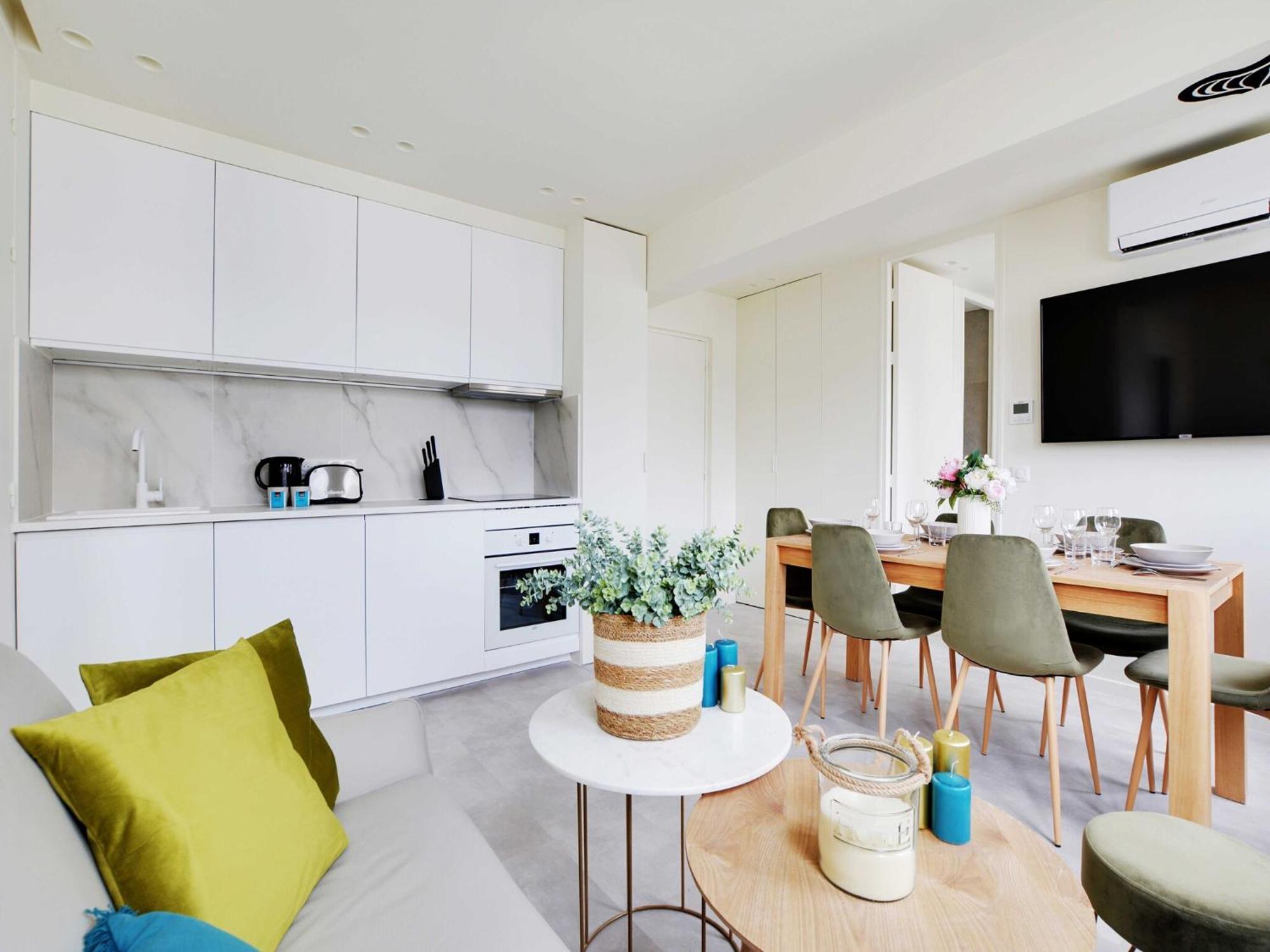Modern - 2br 6p - Faubourg-du-roule Apartment Paris
