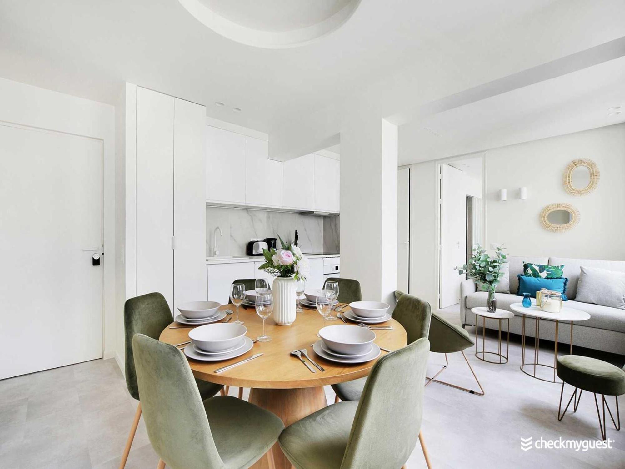 Apartment Charming - 2br 6p - Faubourg-du-roule Paris