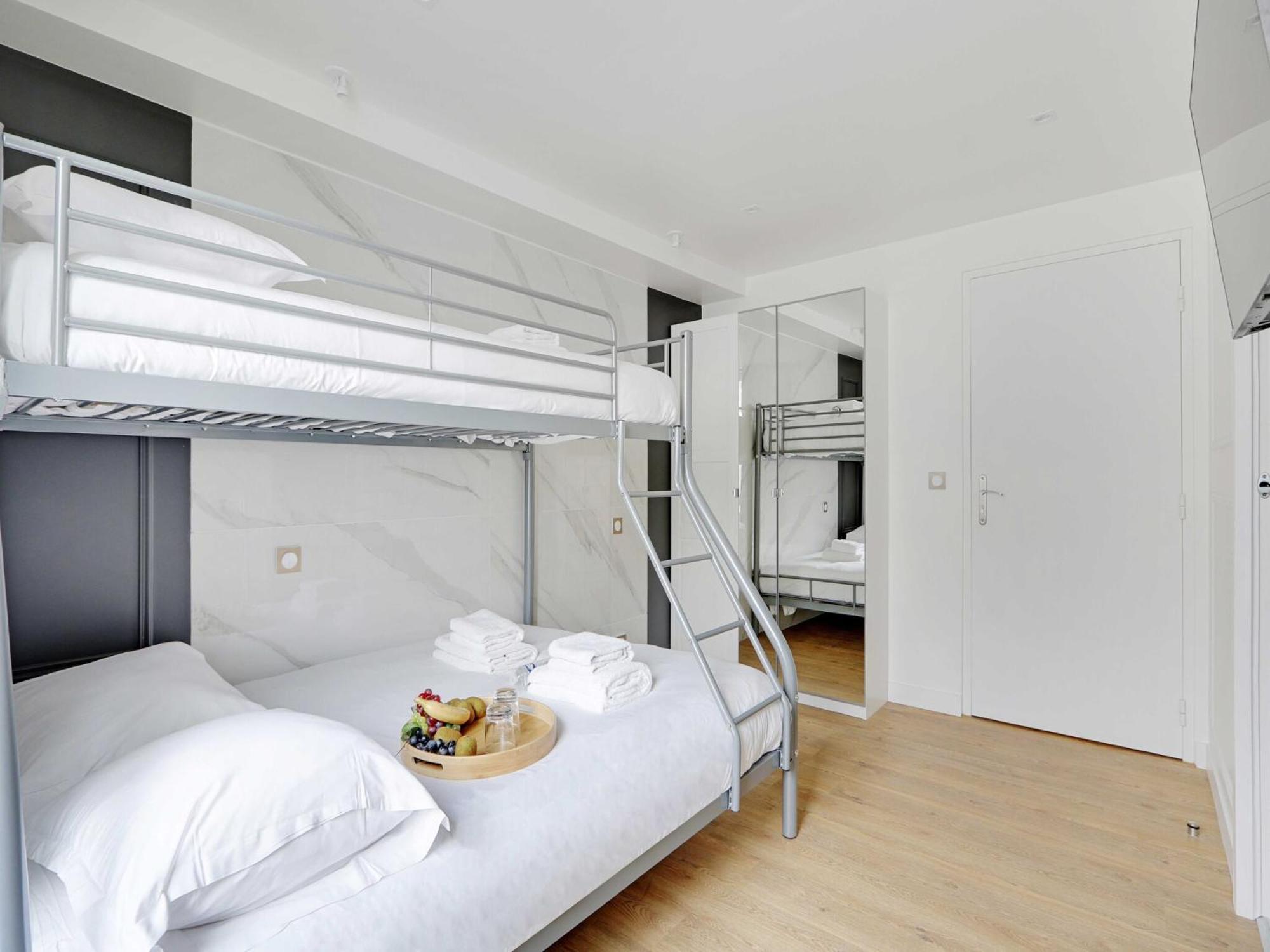 Charming - 3p - Republique Apartment *