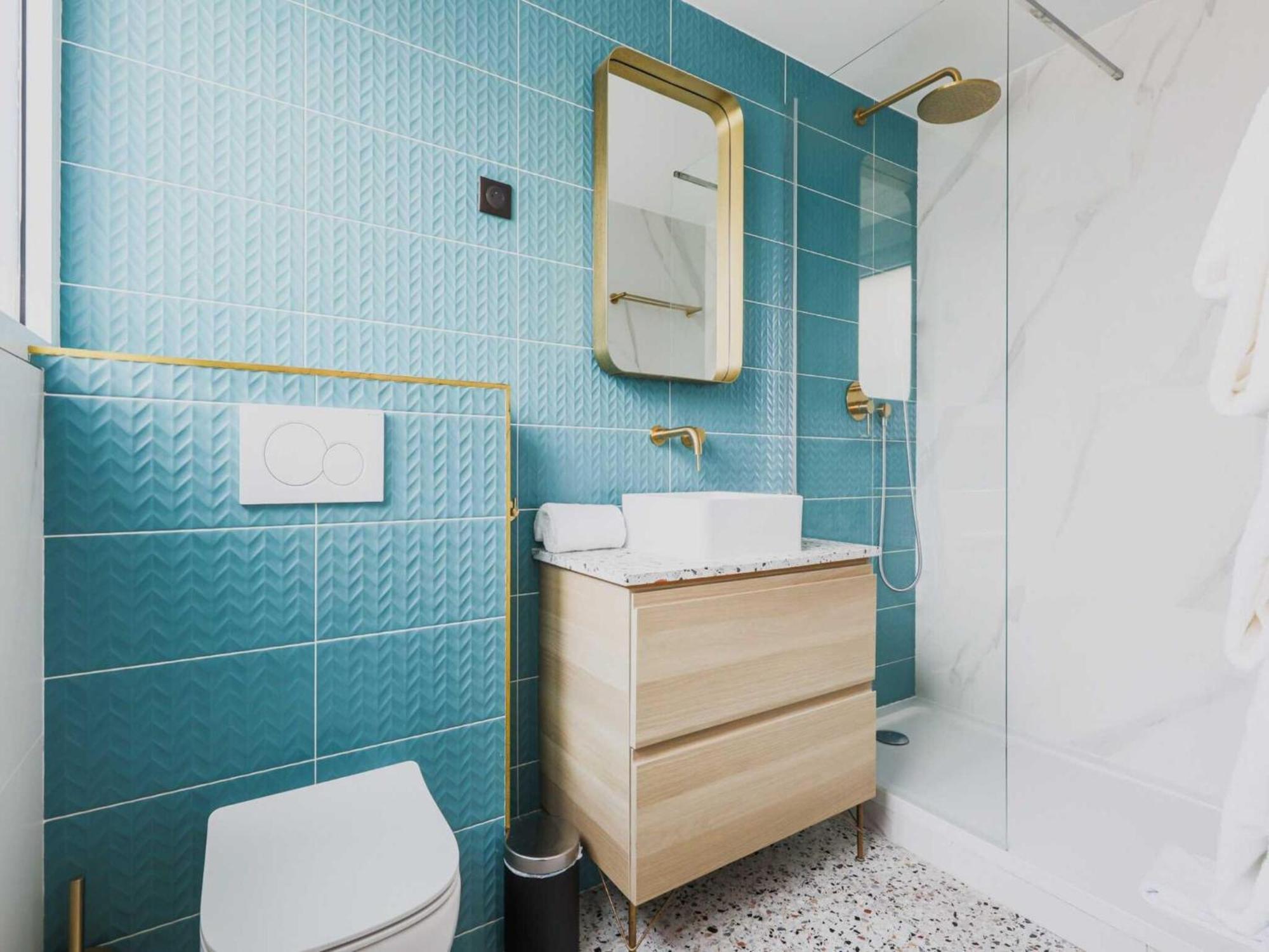 Elegant - 2br 6p - Canal St Martin Paris