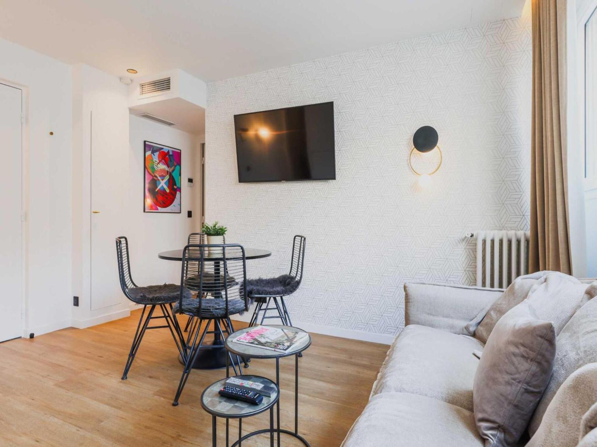 Elegant - 2br 6p - Canal St Martin *
