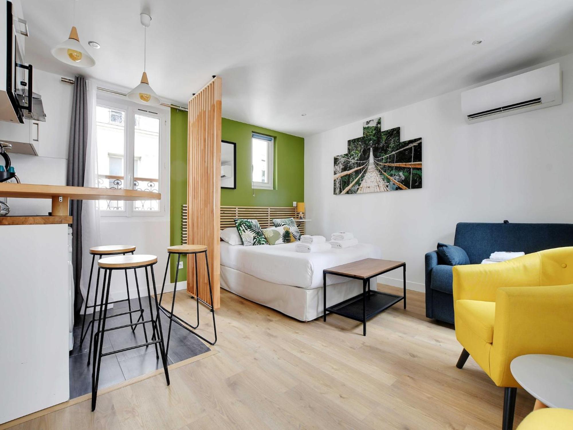 Charming - 2p - Sentier Apartment