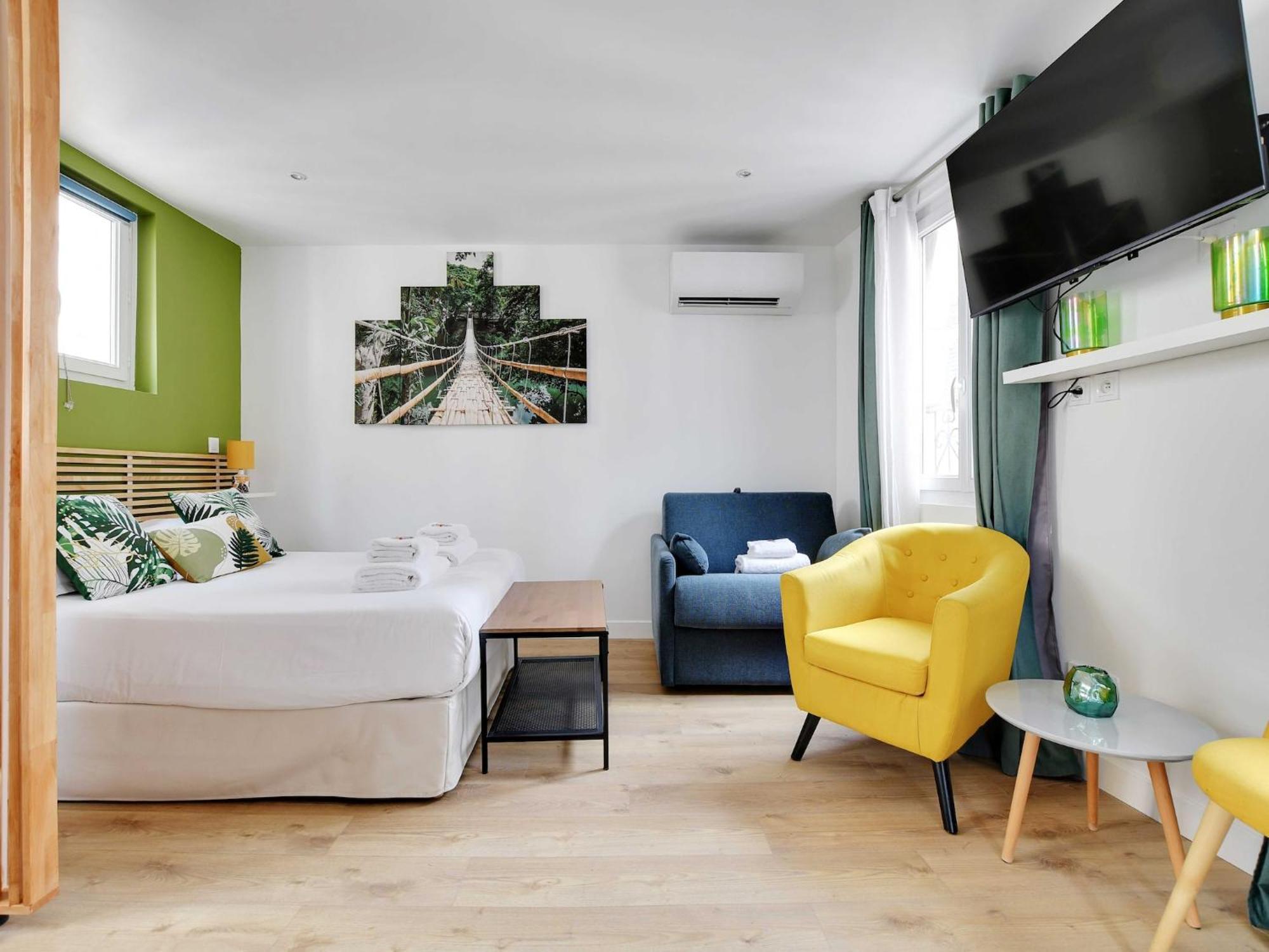 Charming - 2p - Sentier * Paris
