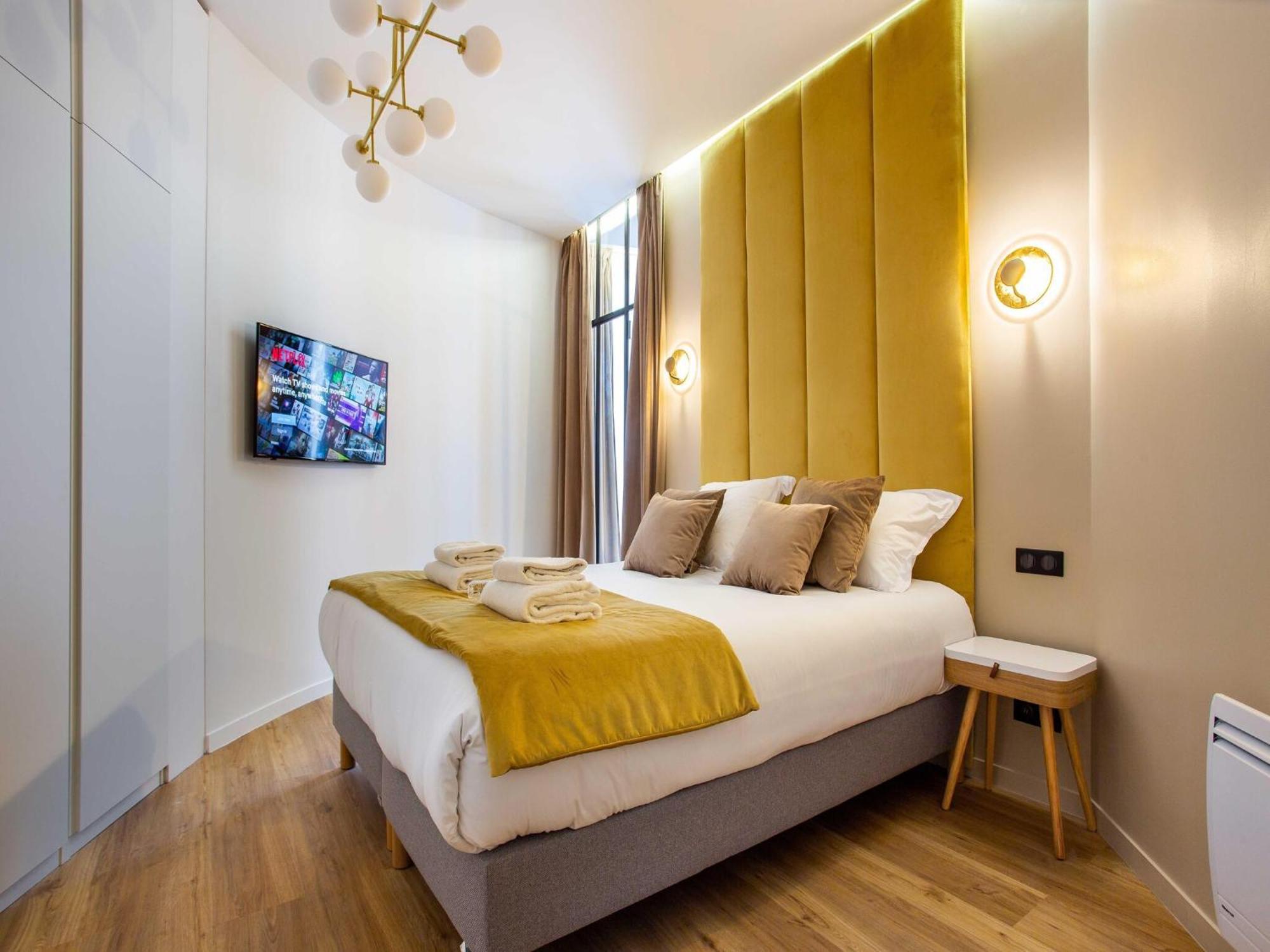 Live Like Real Parisians In The Heart Of Appartement Paris