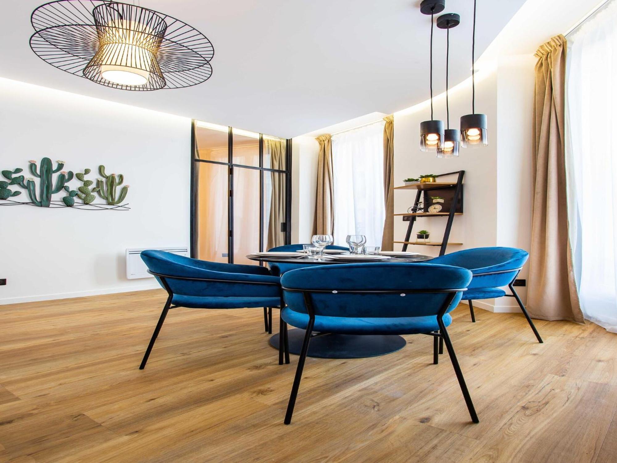 Apartment Live Like Real Parisians In The Heart Of