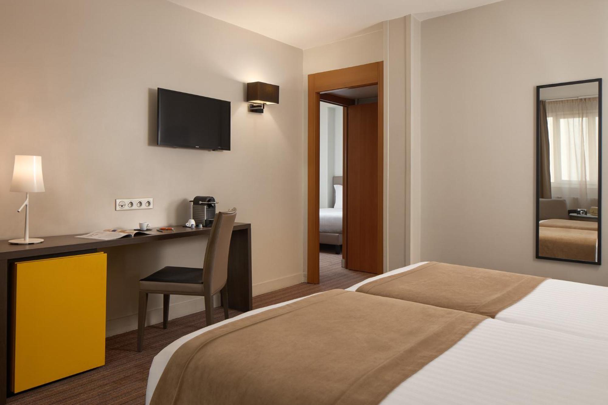 Timhotel Opéra Blanche Fontaine