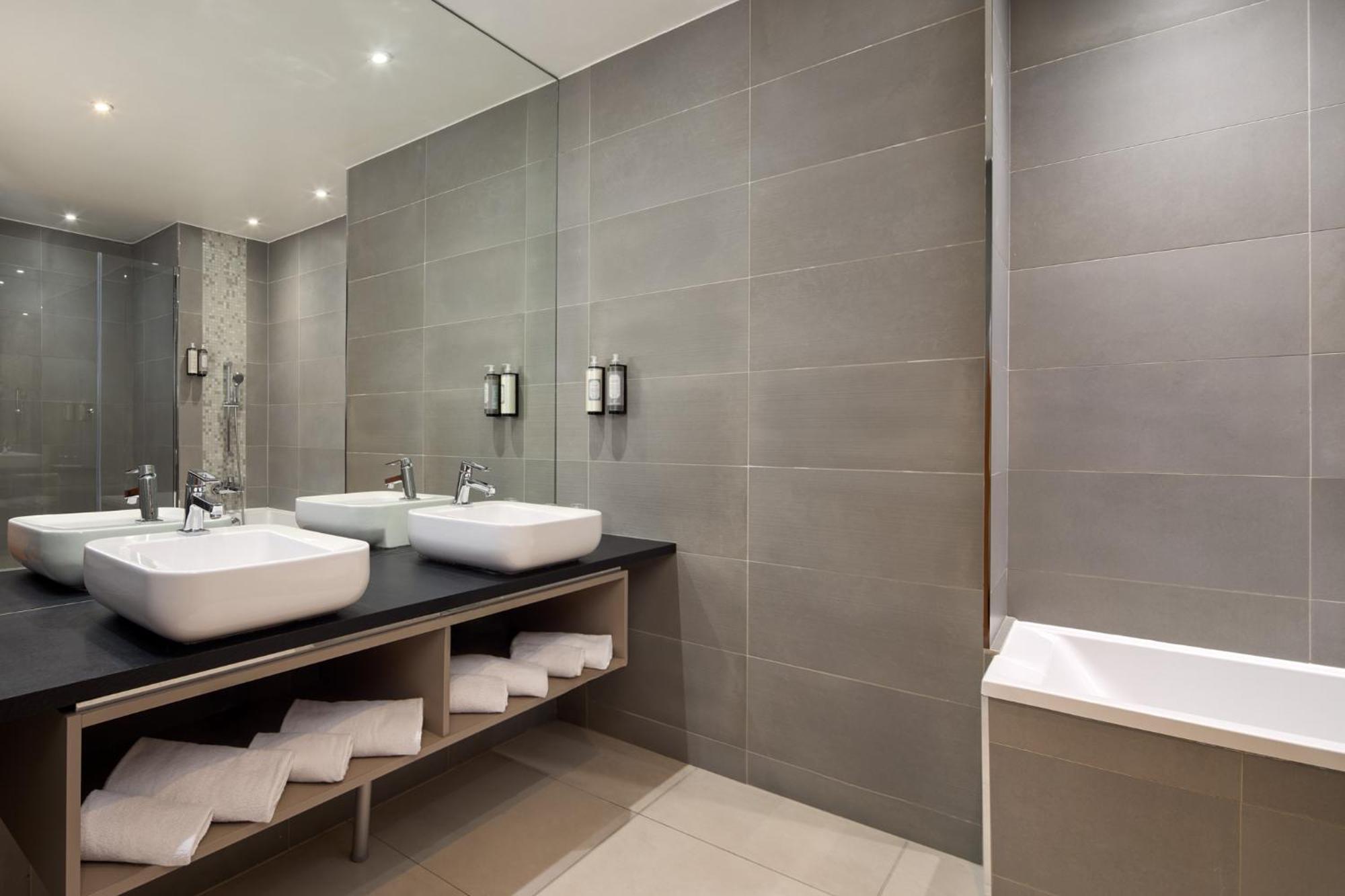 Timhotel Opéra Blanche Fontaine Paris