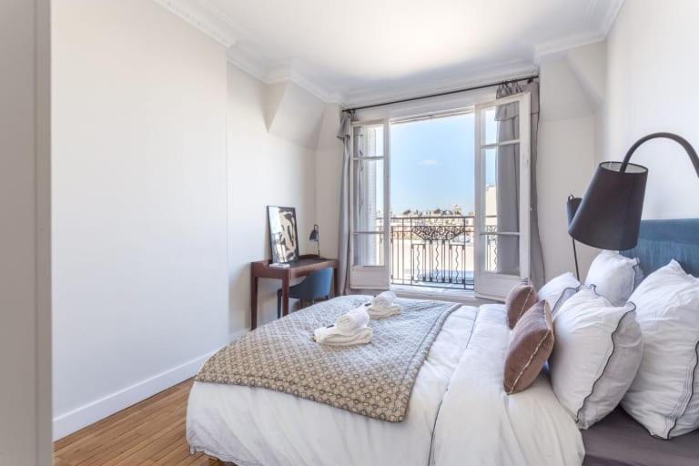 Guestready - Designer - Eiffel Tower View! Apartment *